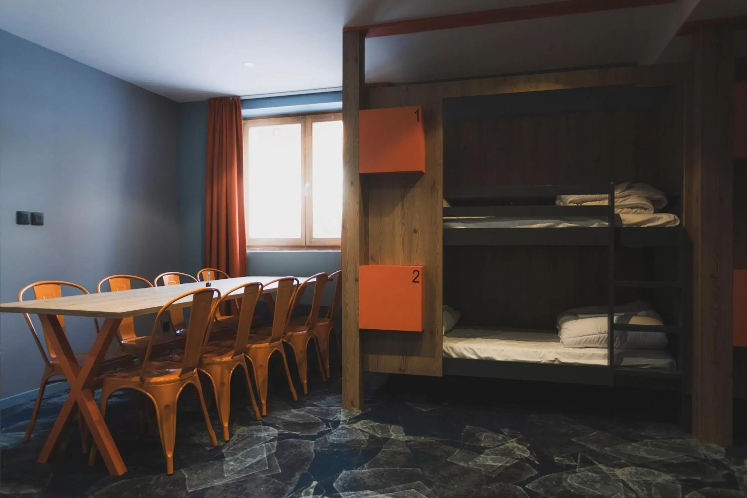 bunk bed in Hotel Base Camp Lodge - Les 2 Alpes