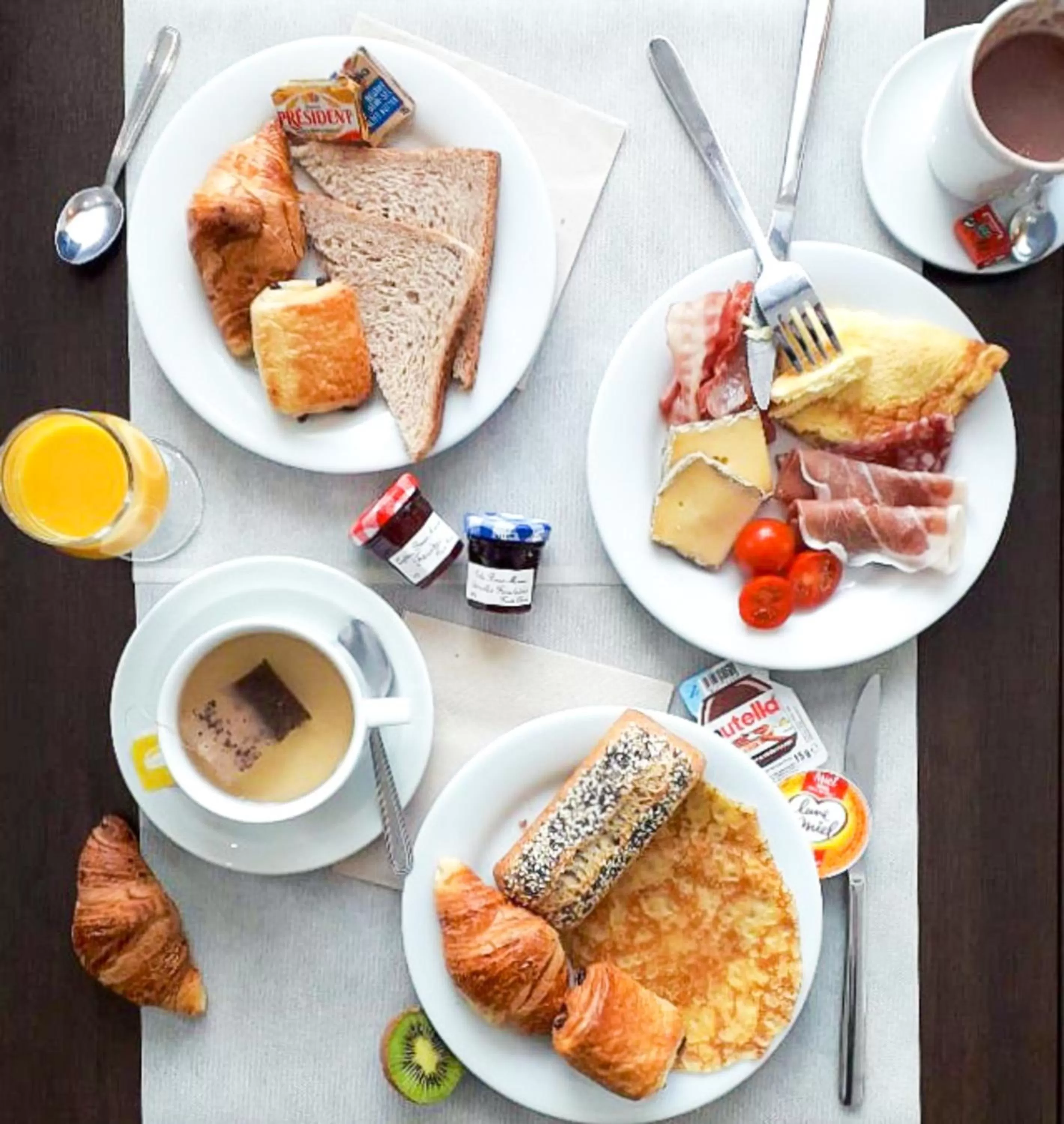 Food and drinks in Kyriad Grenoble Centre