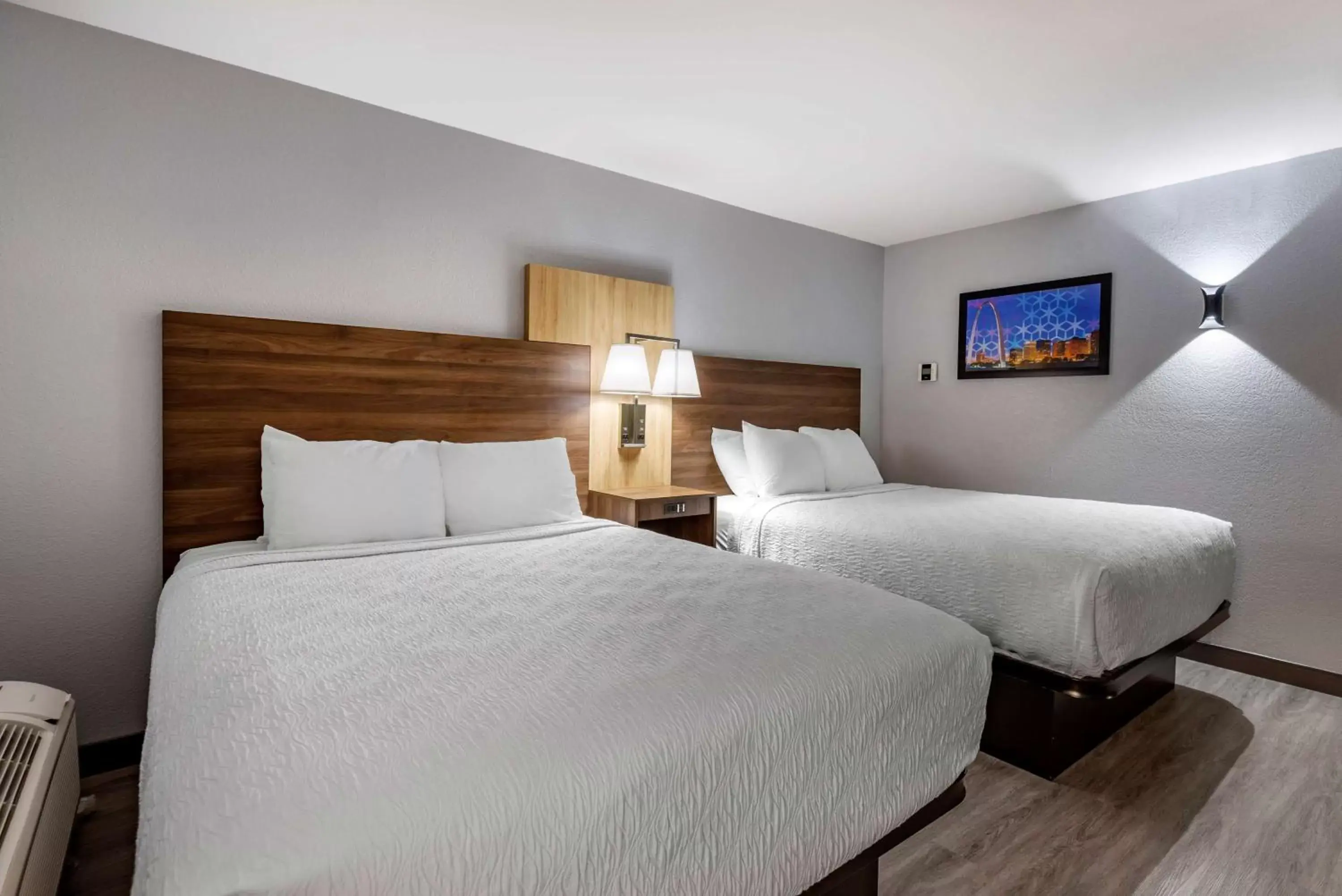 Bedroom, Bed in Best Western Plus St. Louis West-Westport