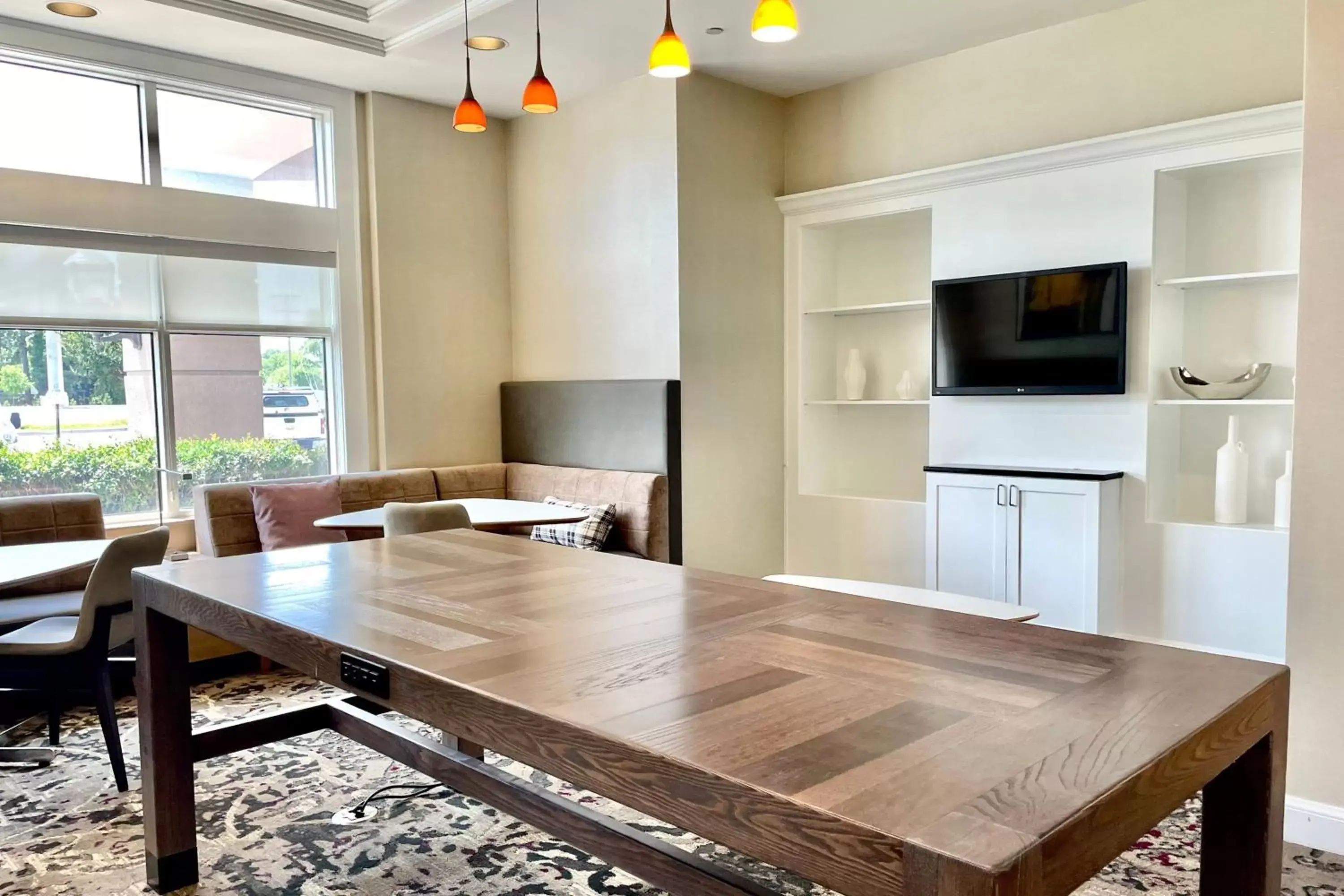 Lobby or reception, Dining Area in Residence Inn by Marriott Norfolk Airport