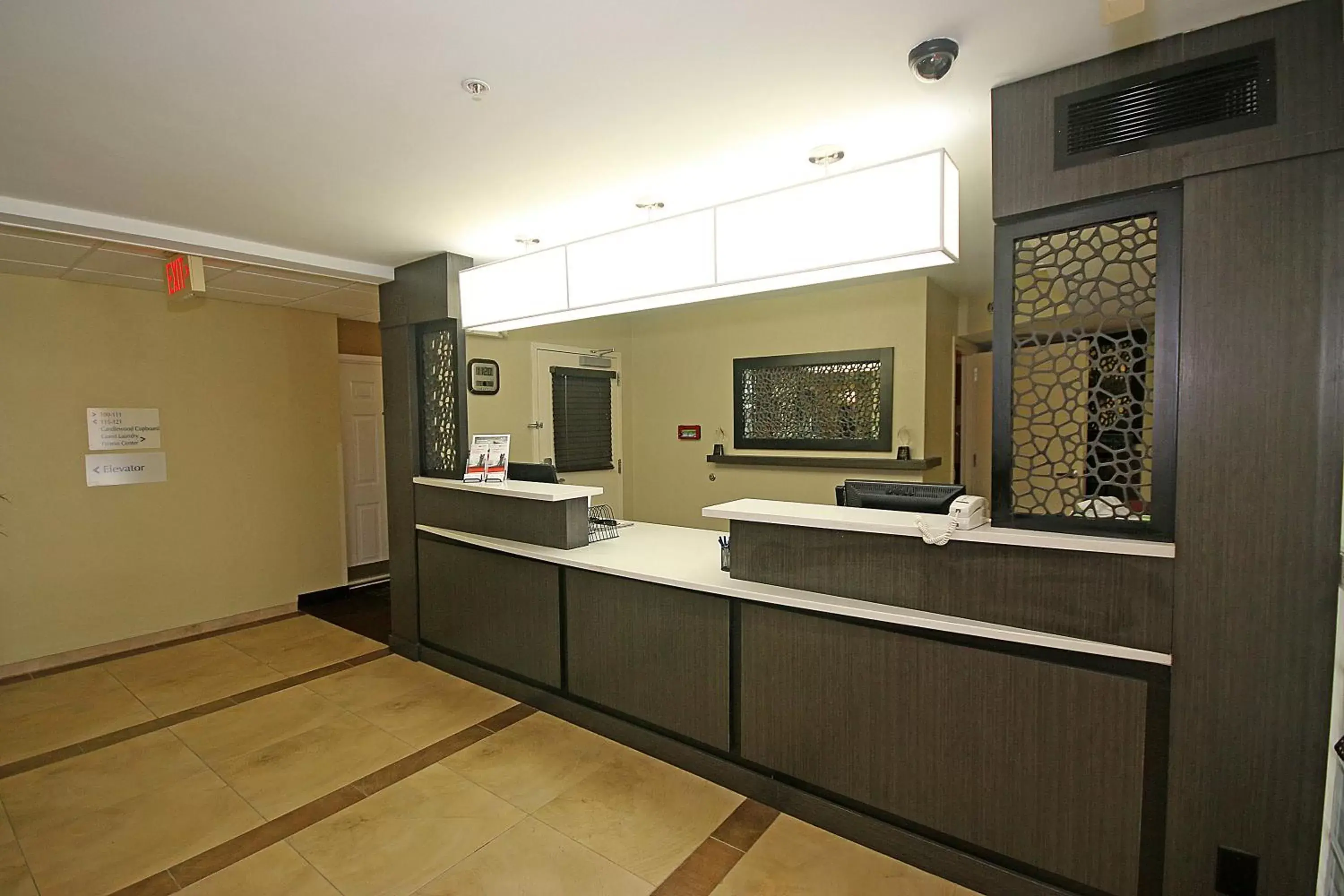 Property building, Lobby/Reception in Candlewood Suites Newport News-Yorktown, an IHG Hotel