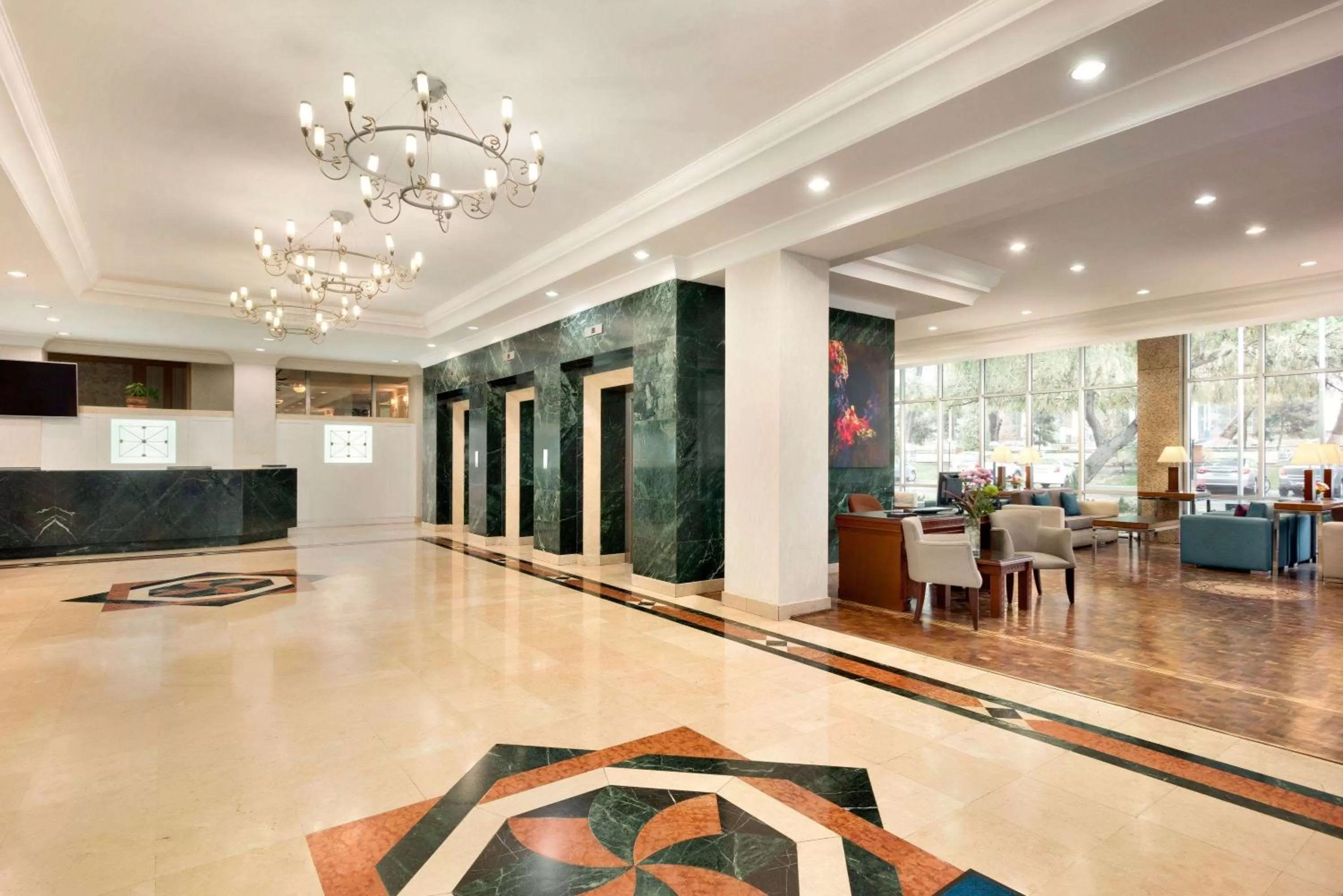 Lobby or reception in Wyndham Tashkent