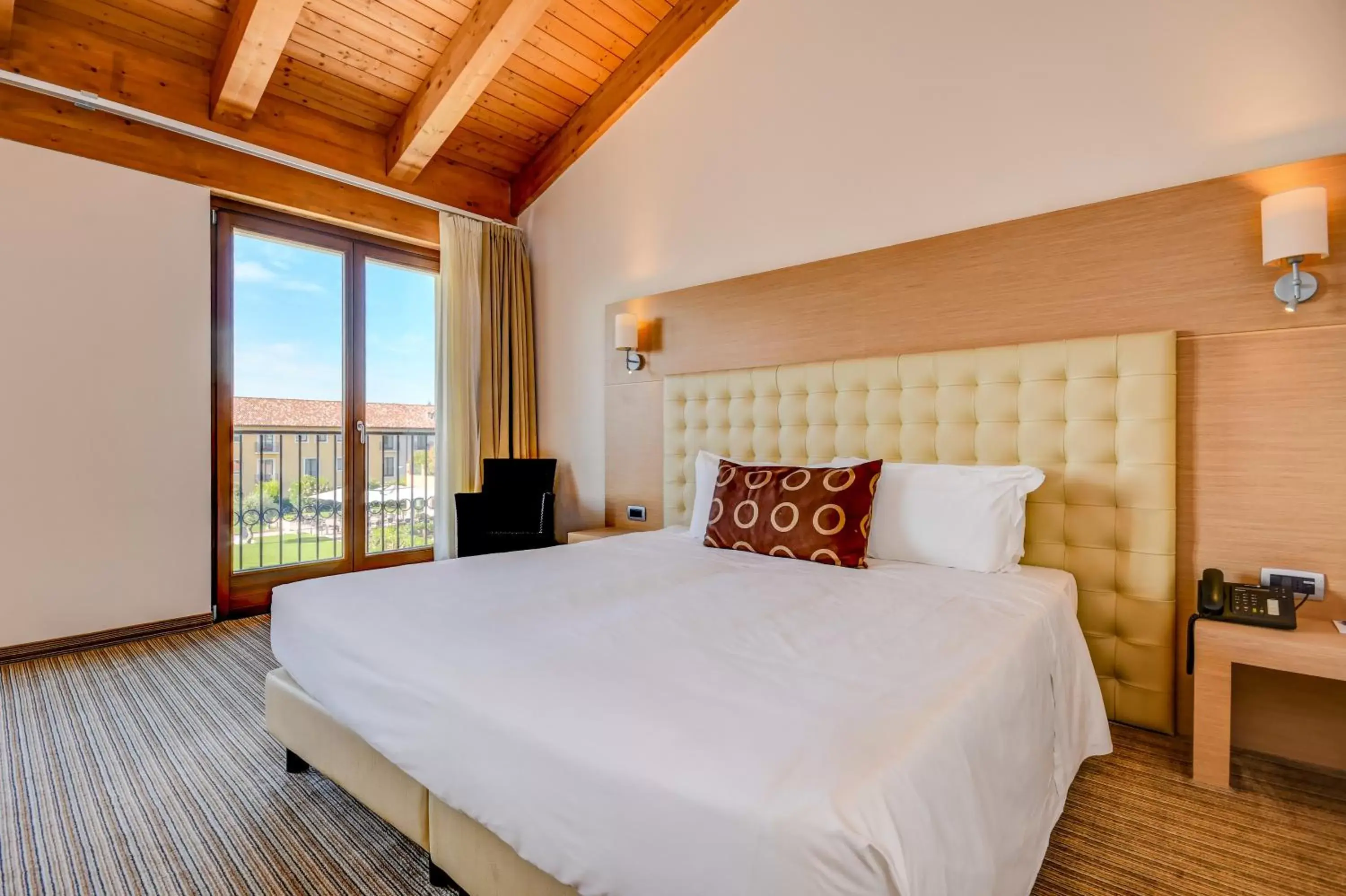 Bed in TH Lazise - Hotel Parchi Del Garda