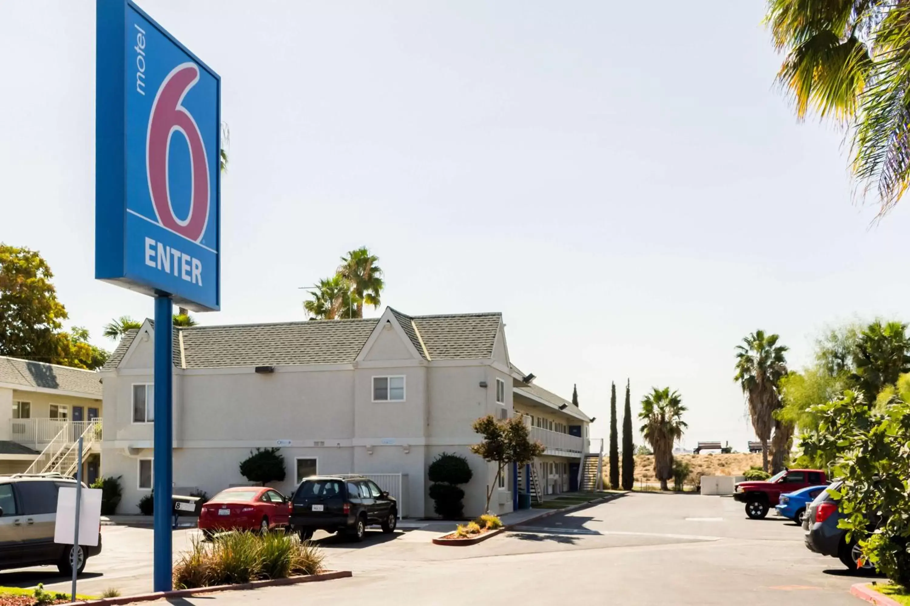 Property building in Motel 6-Bakersfield, CA - East