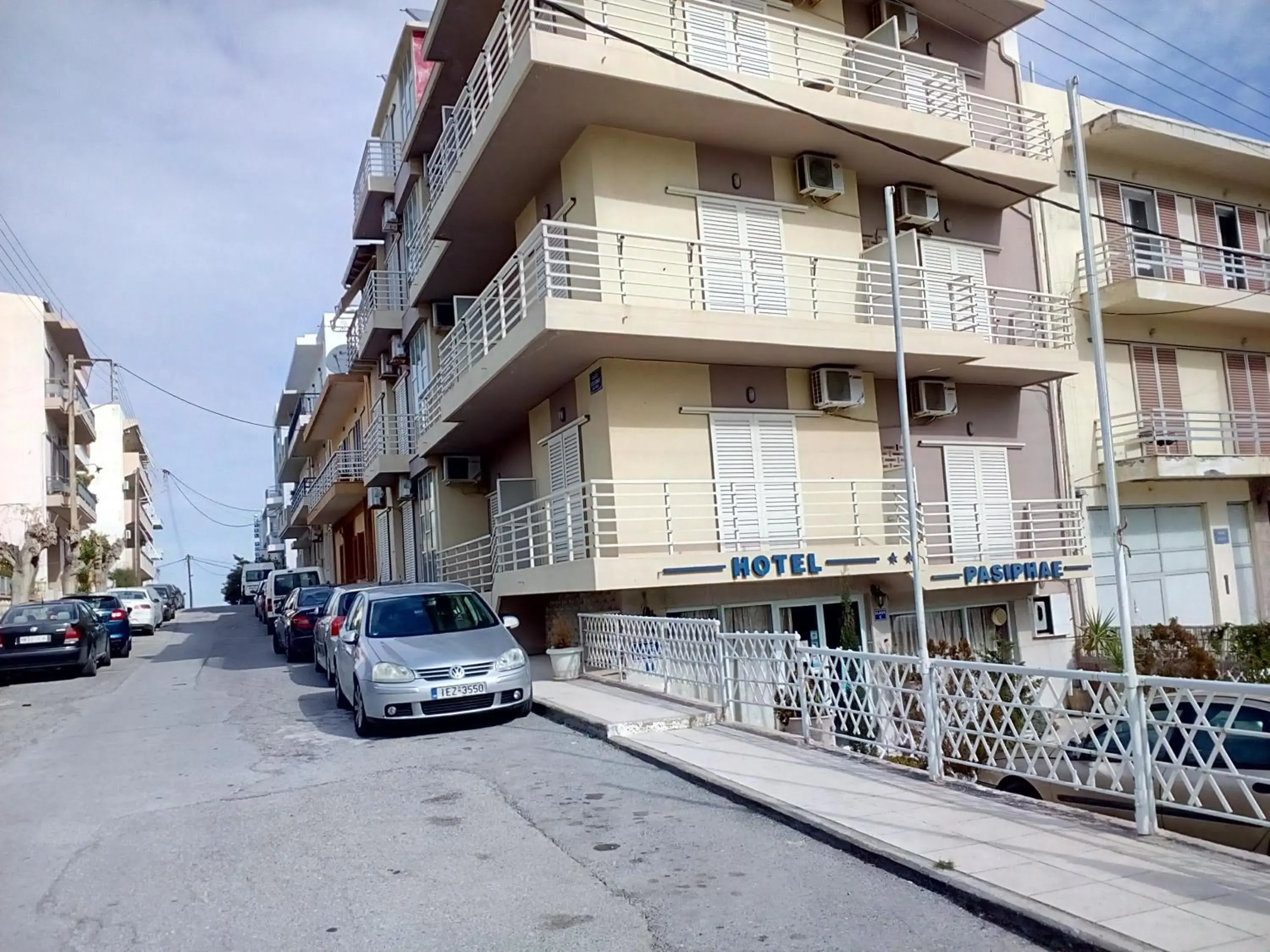 Facade/entrance in Pasiphae Heraklion Hotel