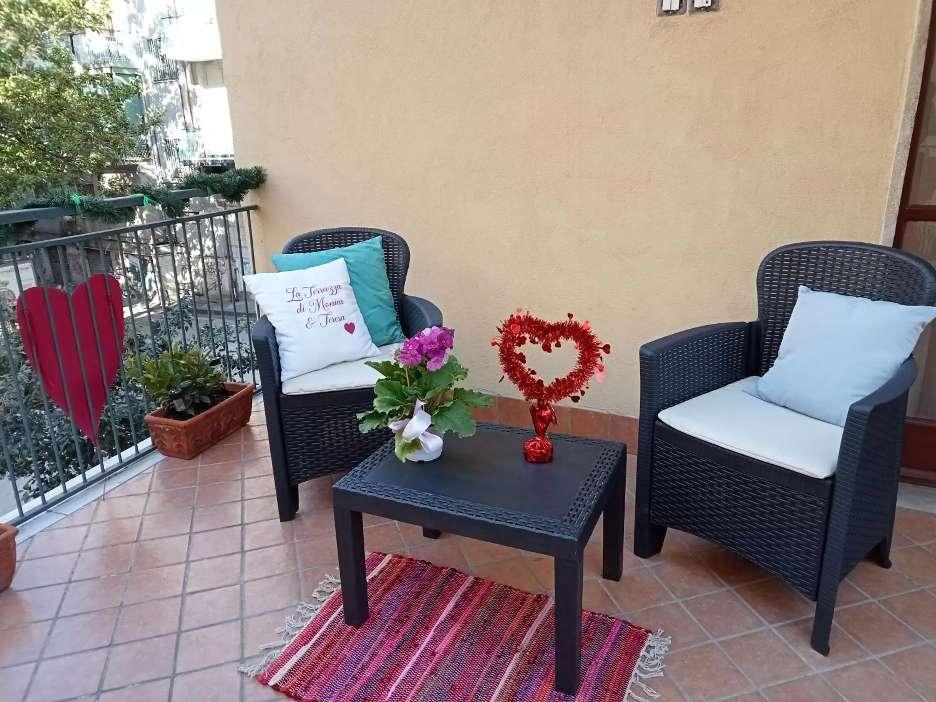 Balcony/Terrace, Seating Area in La Terrazza di Monica & Teresa