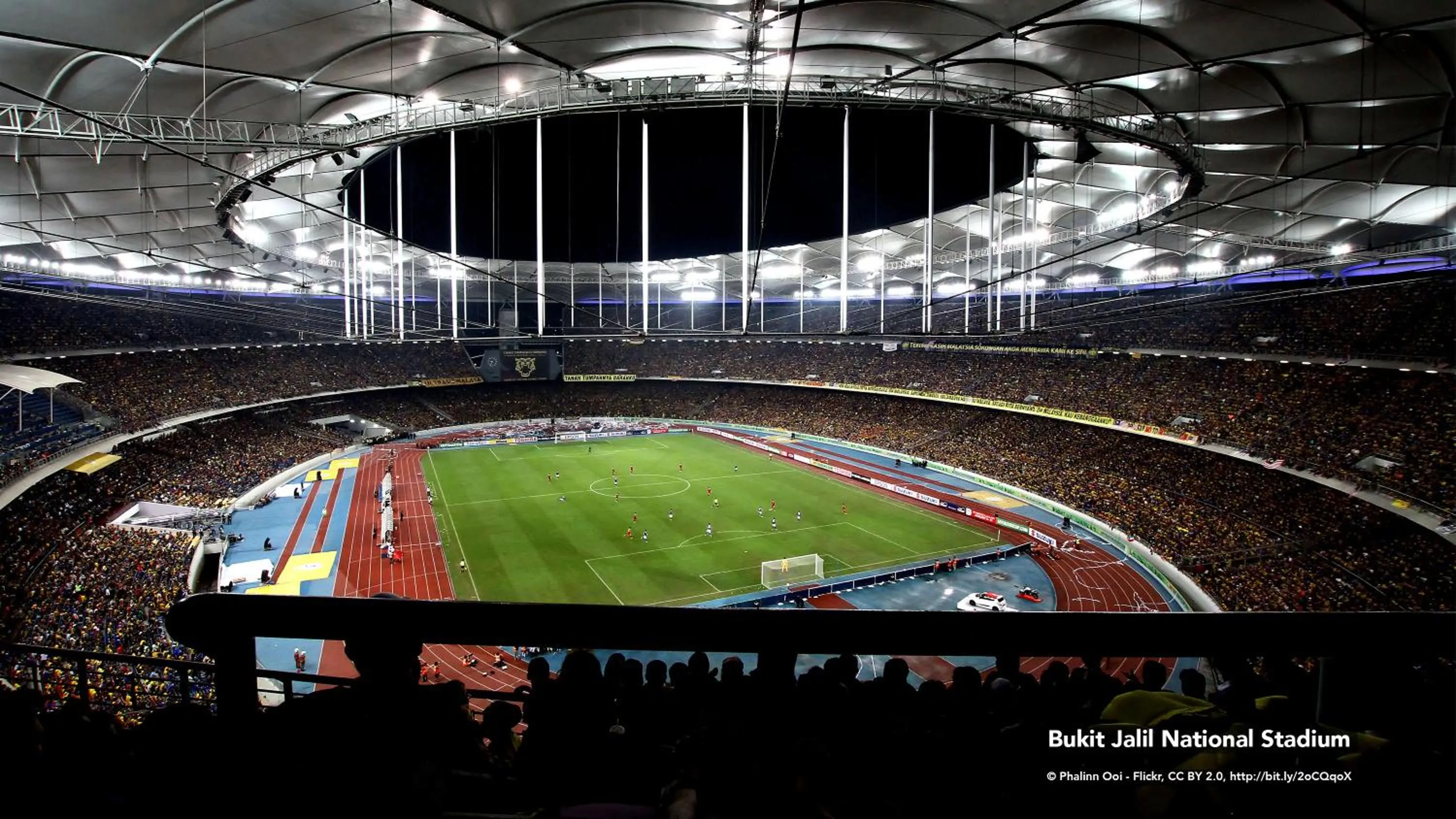 Nearby landmark in Golden Night Hotel