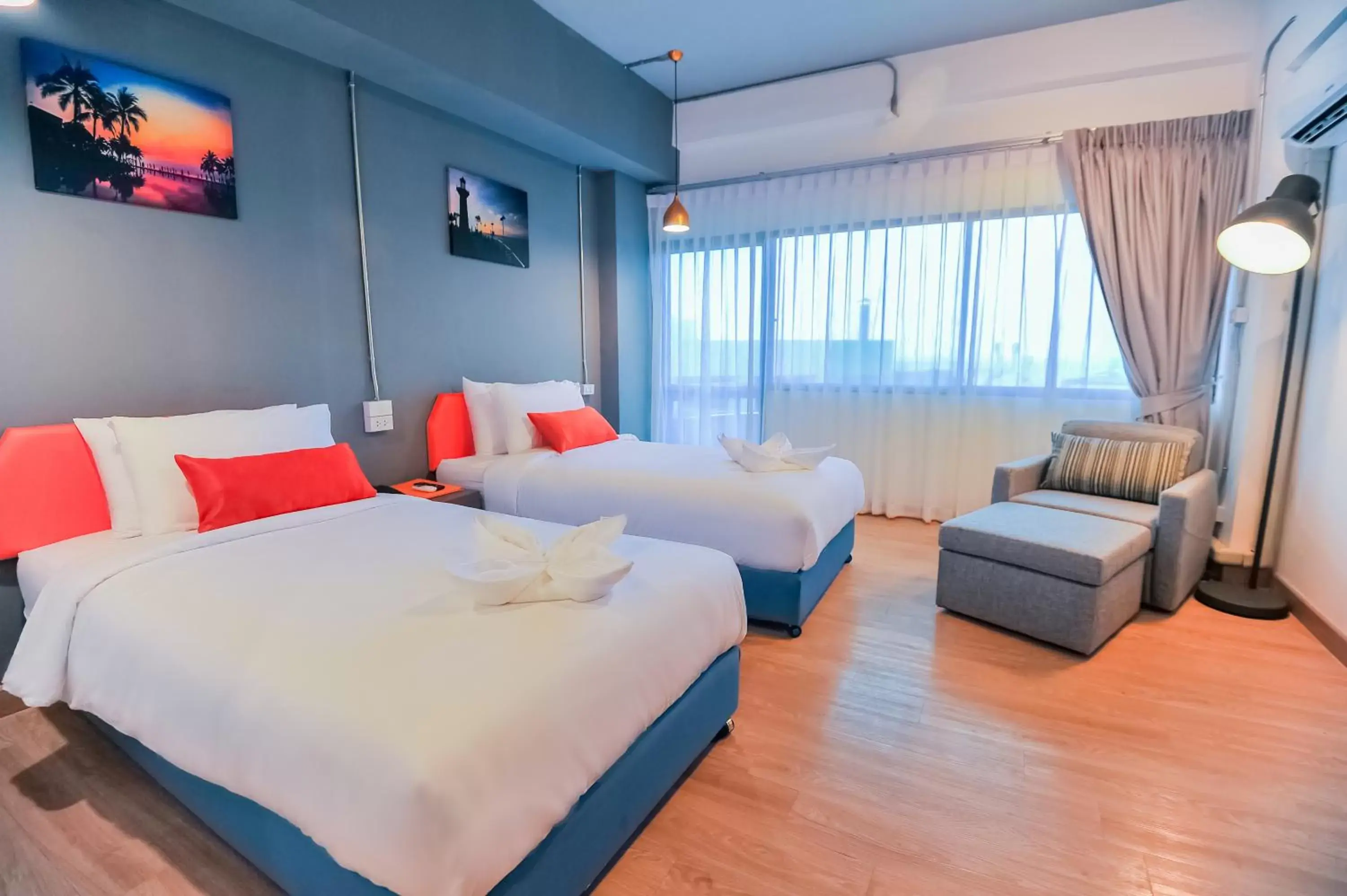 Bed in 7 Days Premium Hotel Pattaya