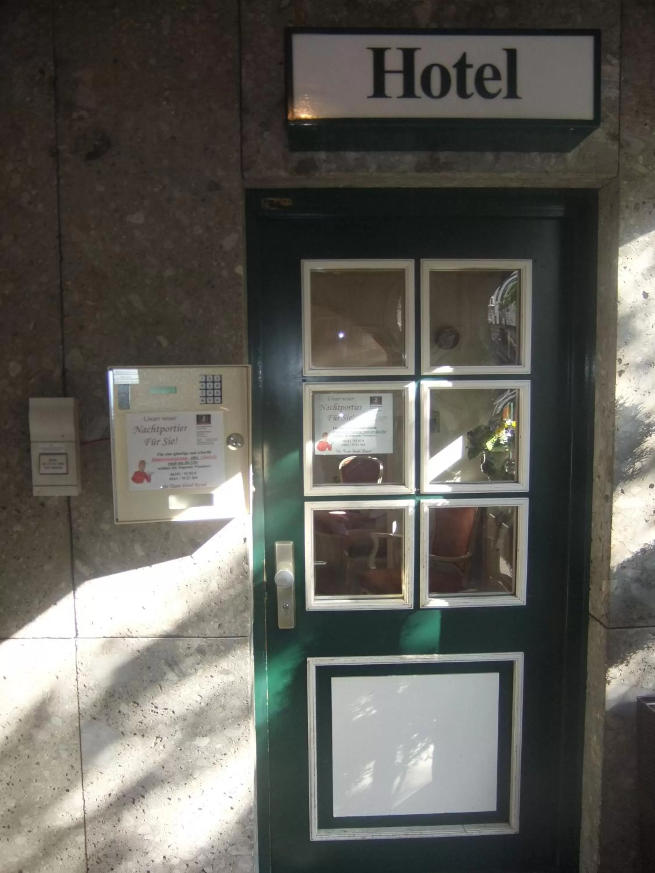 Facade/entrance in Hotel Royal Hanau