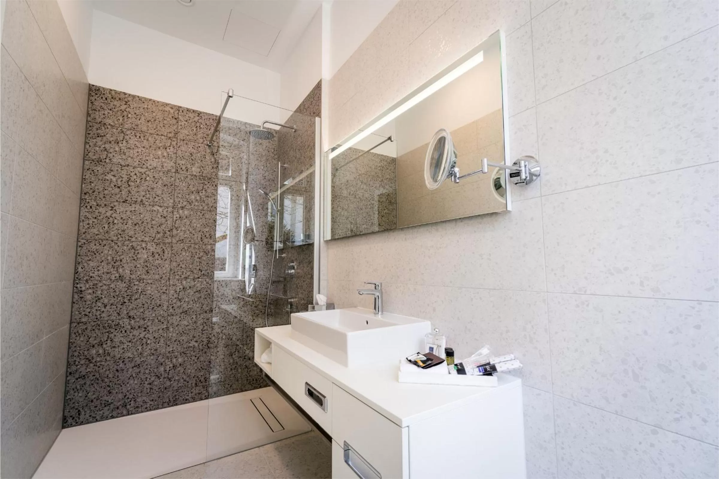 Bathroom in Schlosshotel Bad Neustadt