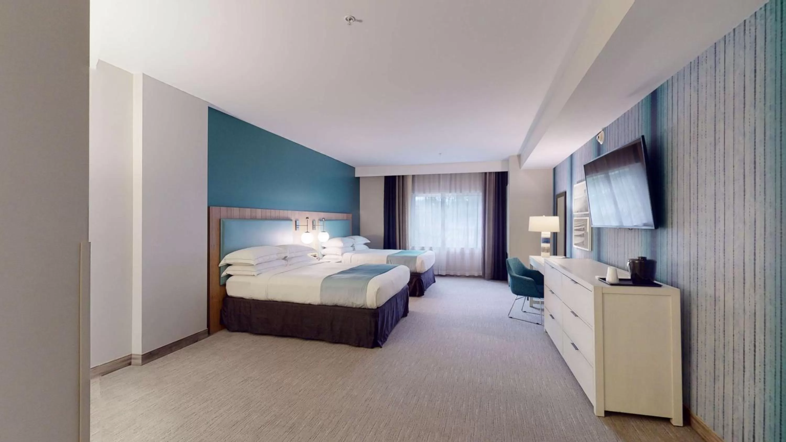 Bedroom, Bed in SunCoast Hotel Anaheim, Tapestry Collection by Hilton