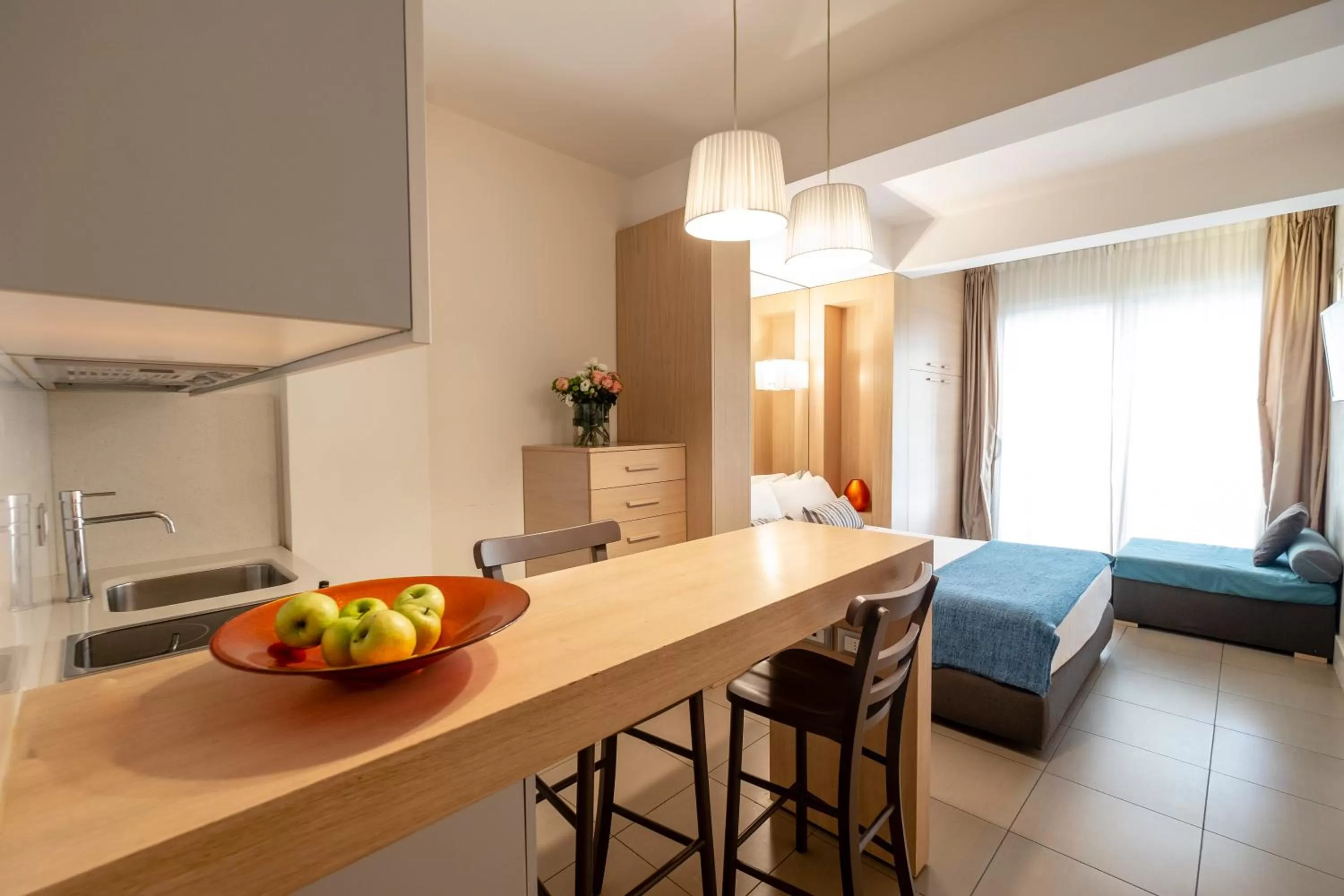 Kitchen or kitchenette, Bed in Le Rose Spa Hotel
