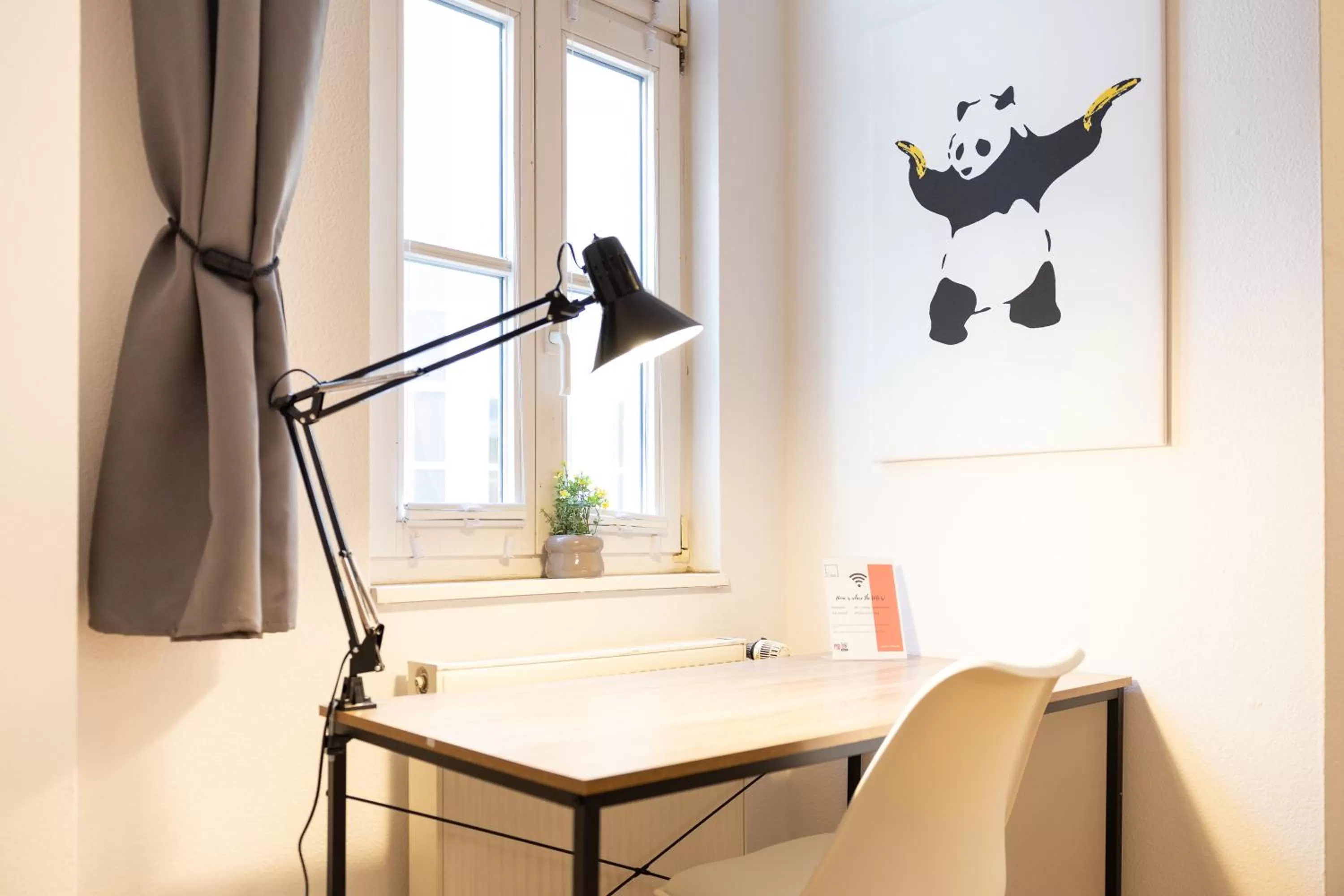 hair dresser in Apartments an der Oper - Innenstadt - Zentral - Küche - Wifi - Powered by Ko-Living