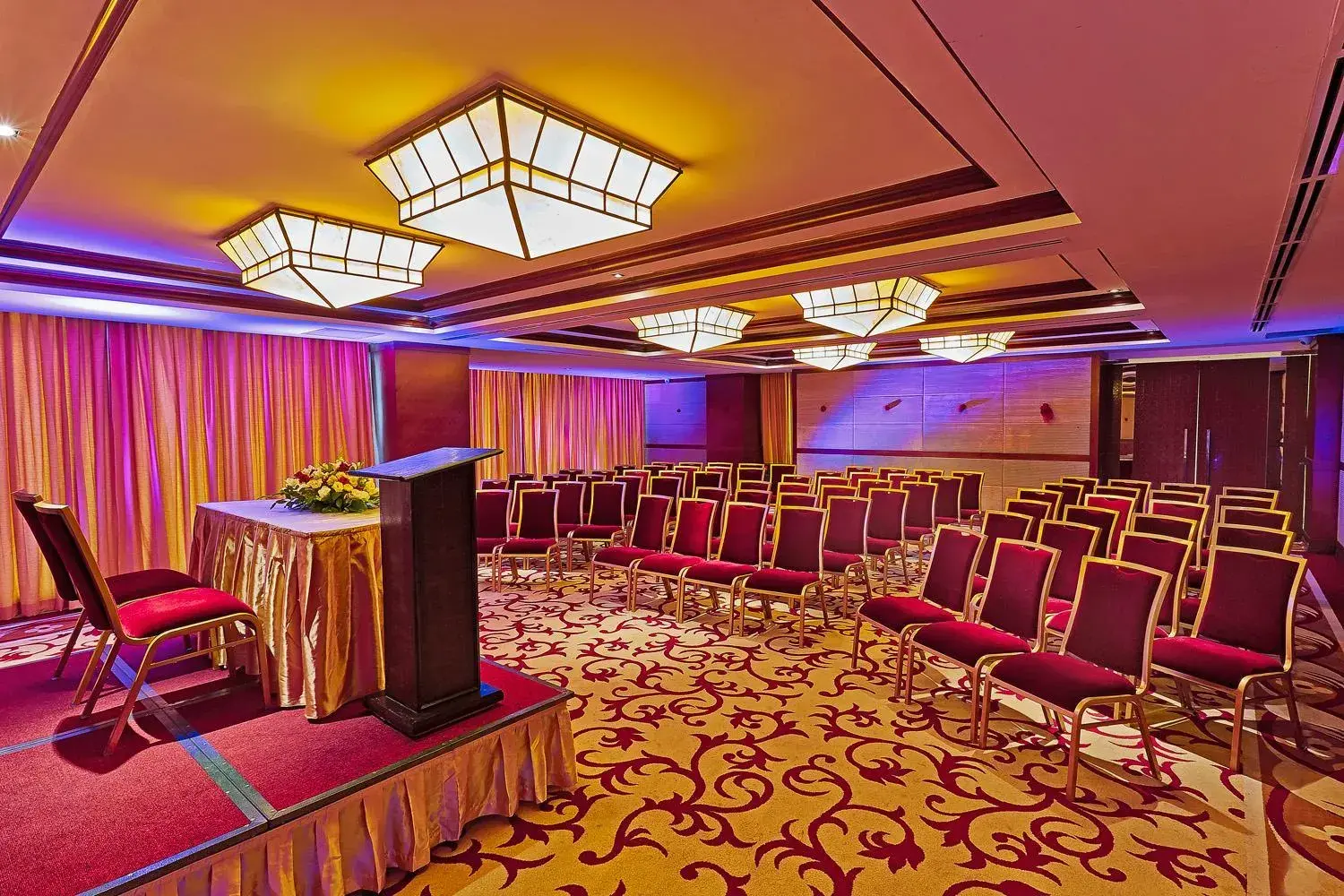 Banquet/Function facilities in Six Seasons Hotel