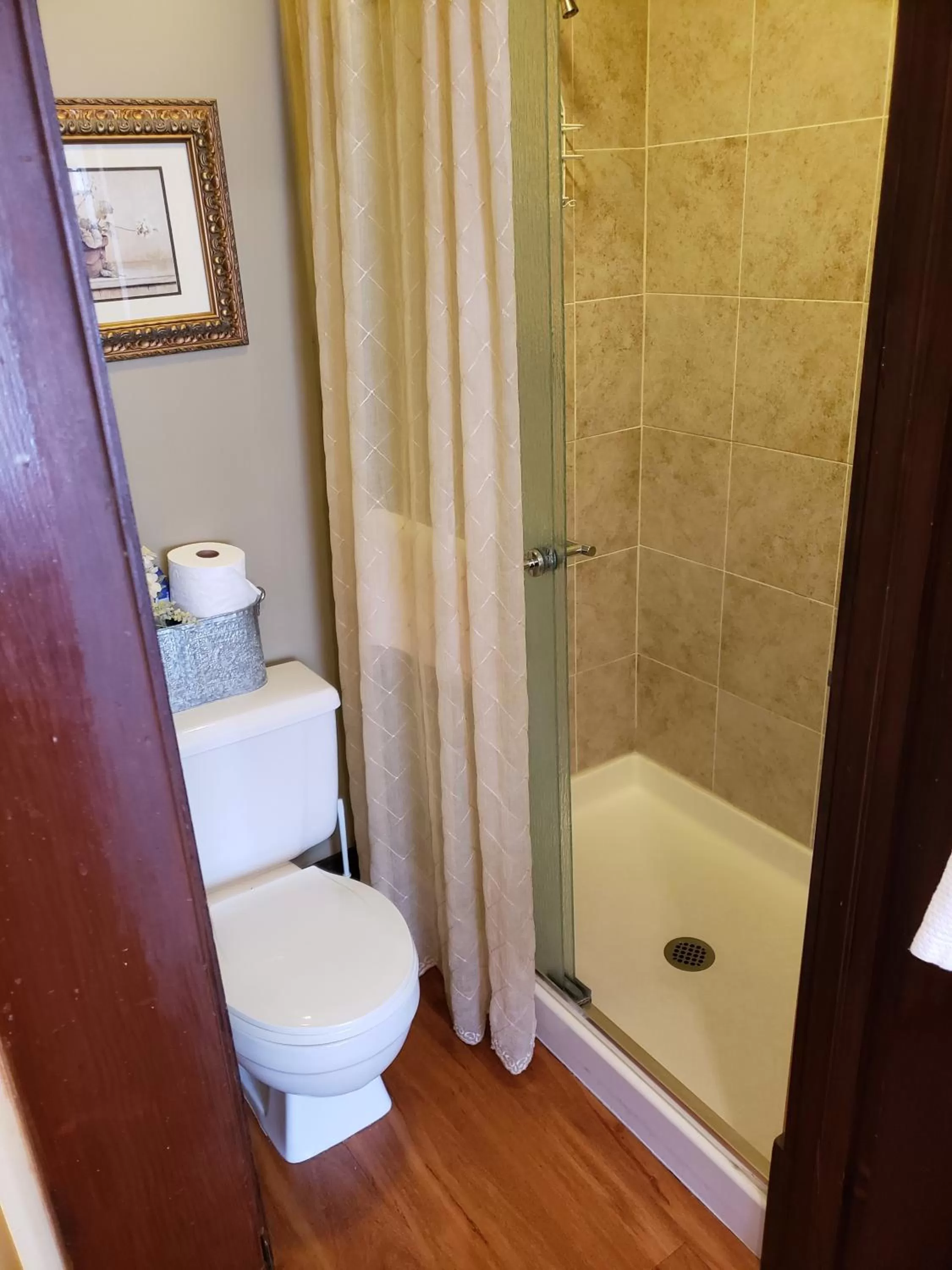 Bathroom in Greenbriar Inn