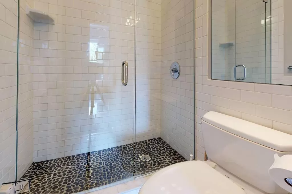 Bathroom in Charming Studio in Boston Brownstone, #44