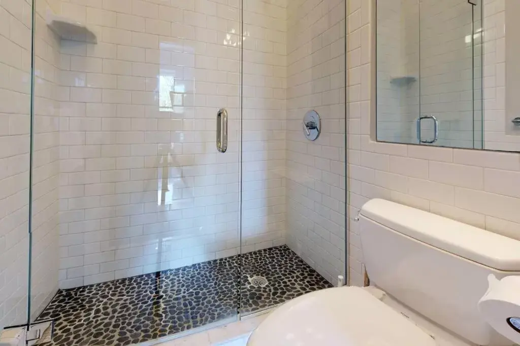 Bathroom in Charming Studio in Boston Brownstone, #44