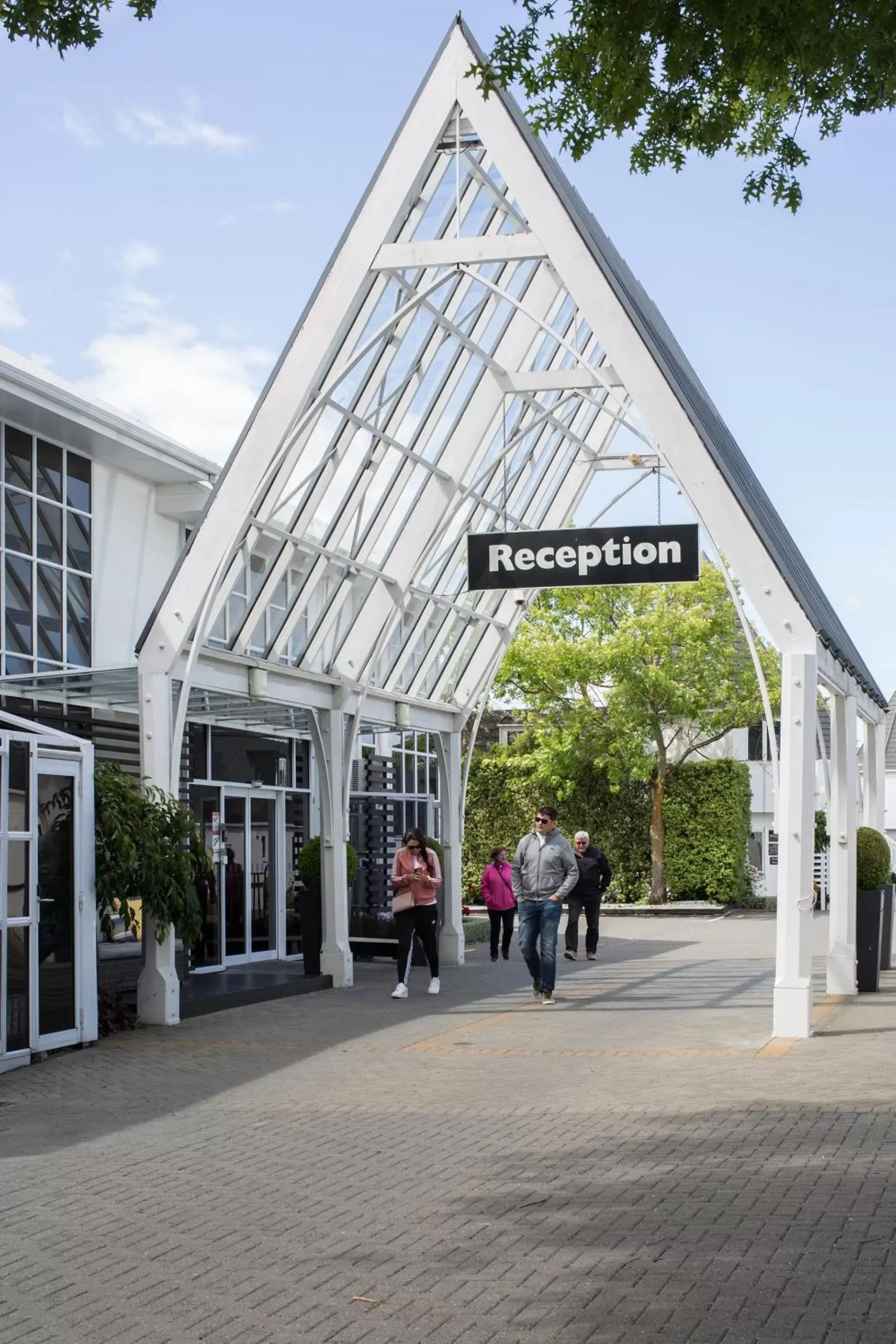 Facade/entrance in Pavilions Hotel