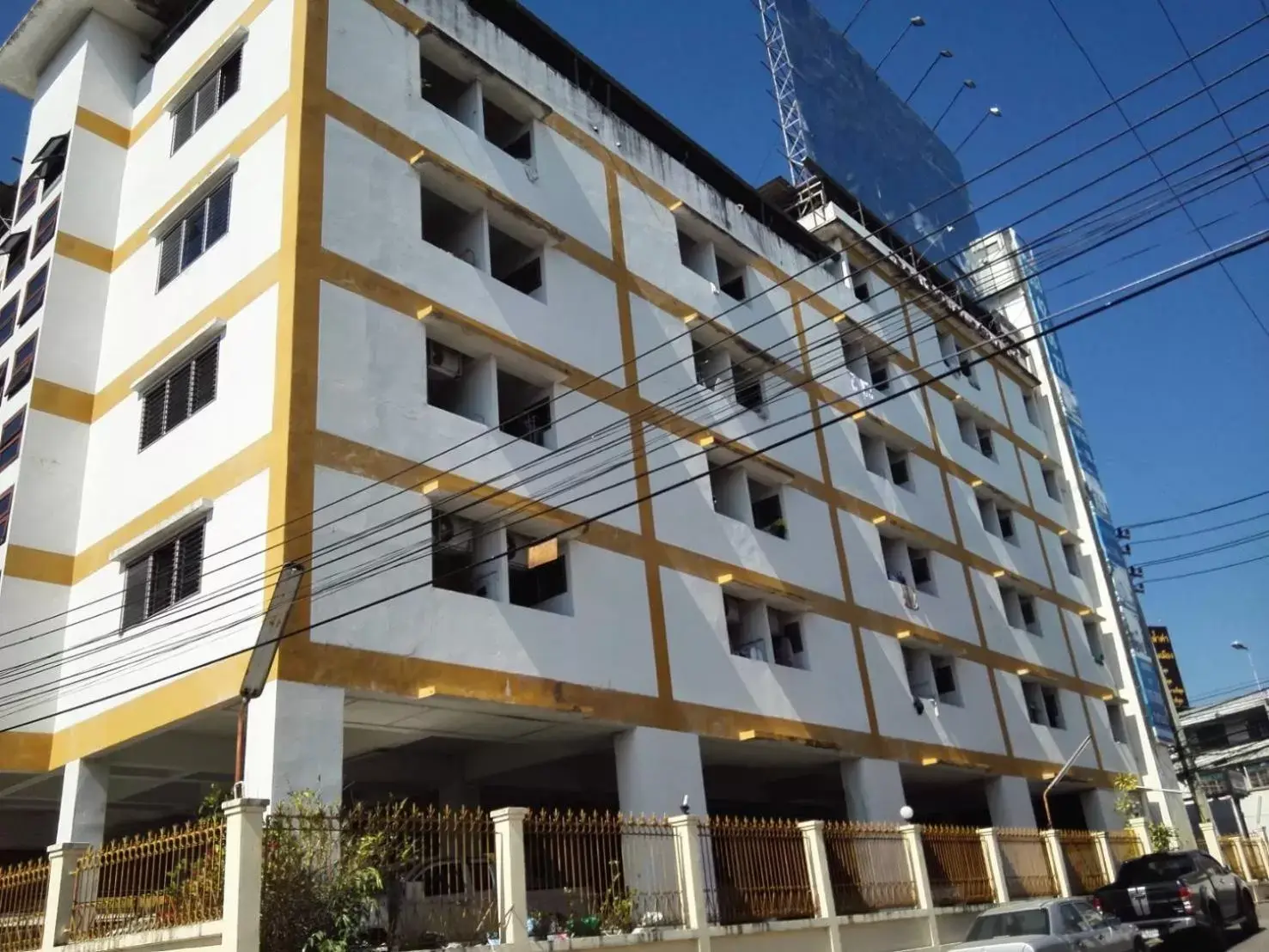 Property building in Duangdren Place Property building in Duangdren Place