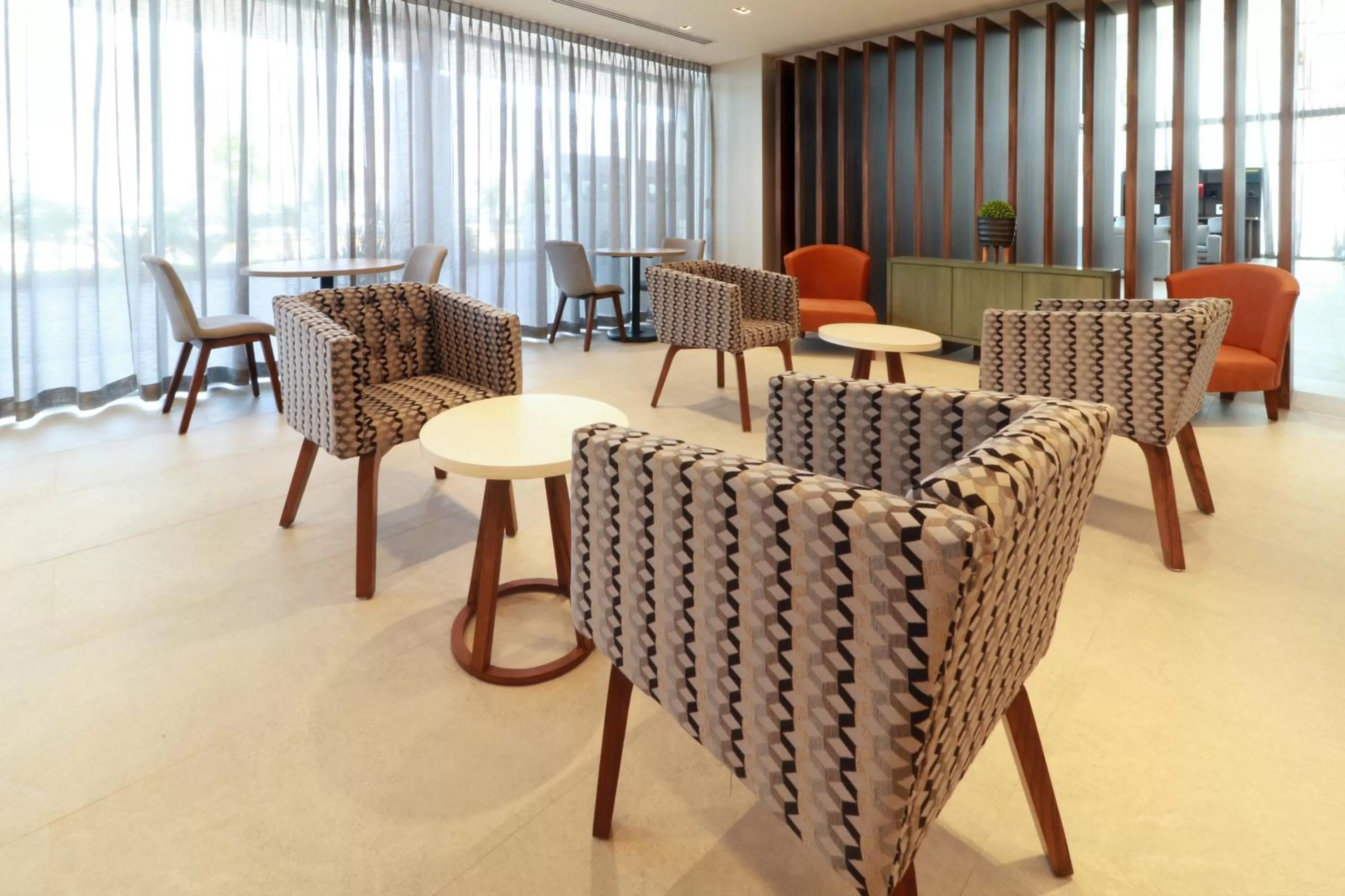 Restaurant/places to eat in Holiday Inn & Suites Monterrey Apodaca Zona Airport, an IHG hotel