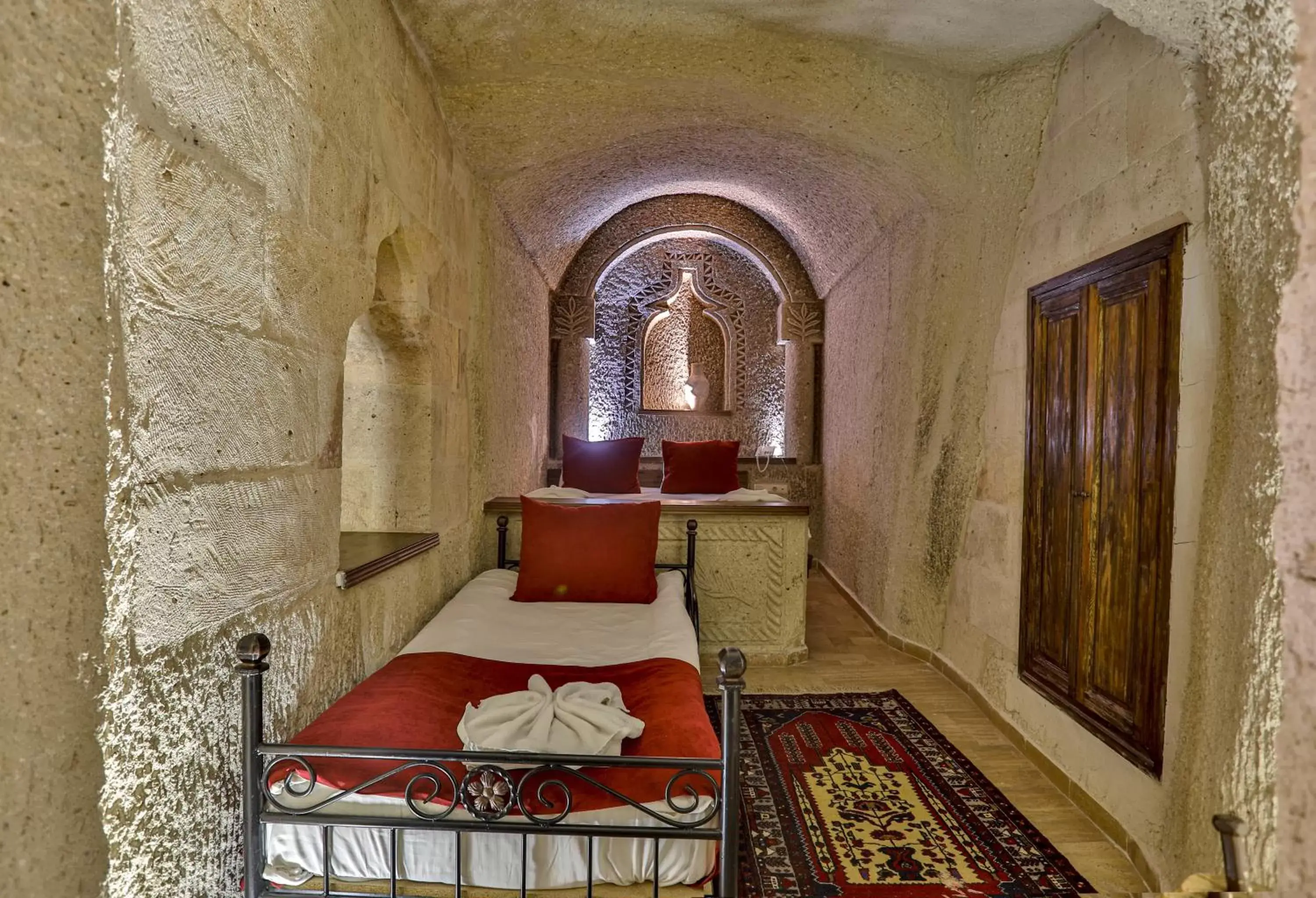 Bed in Hidden Cave Hotel