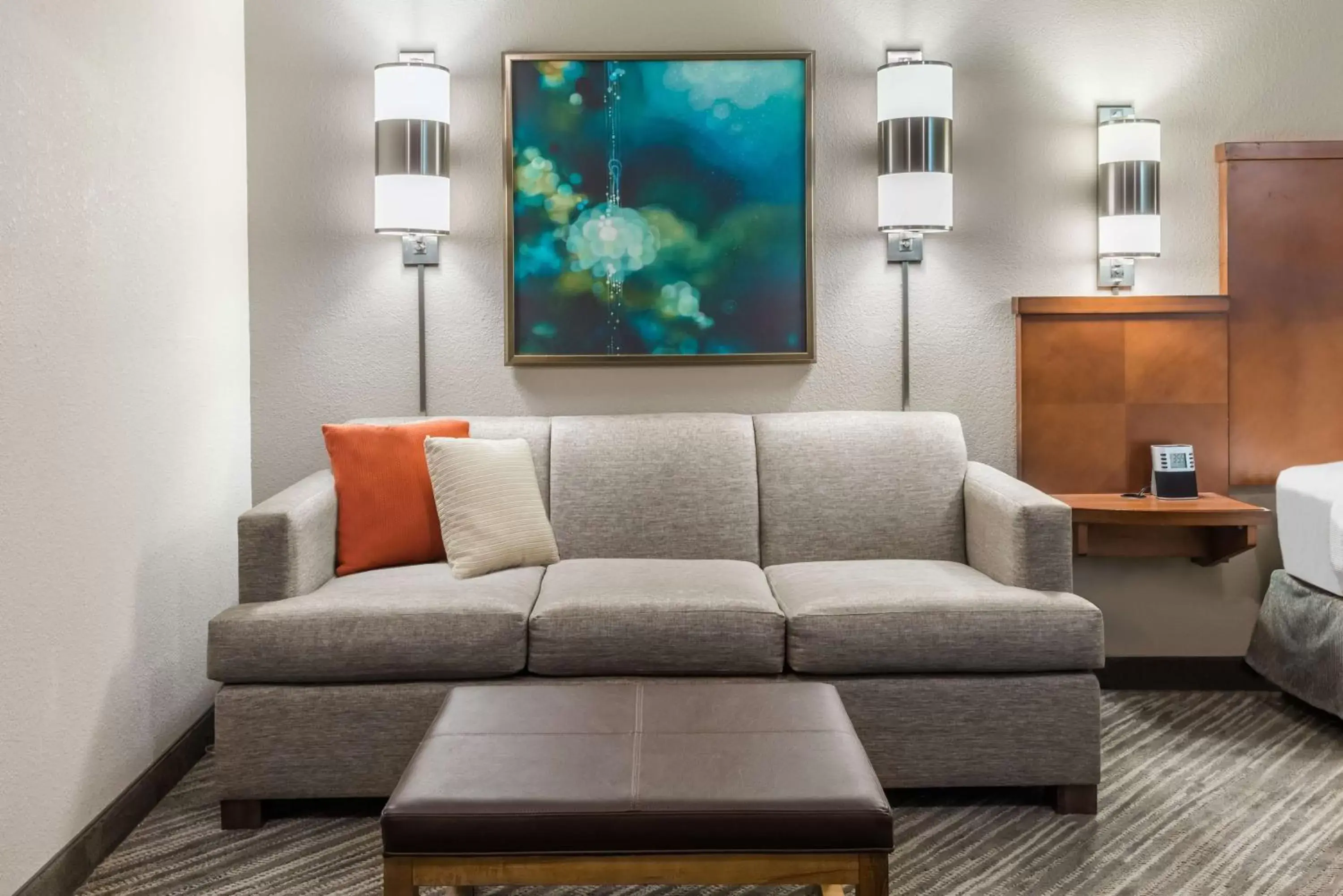 Photo of the whole room, Seating Area in Hyatt Place Atlanta Duluth Johns Creek