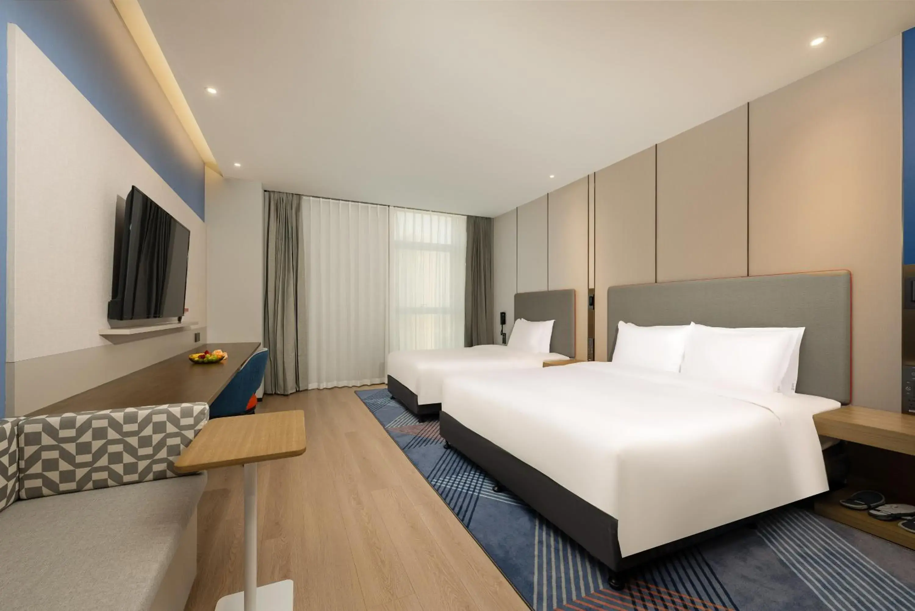 Bed in Holiday Inn Express Suzhou Bay, an IHG Hotel