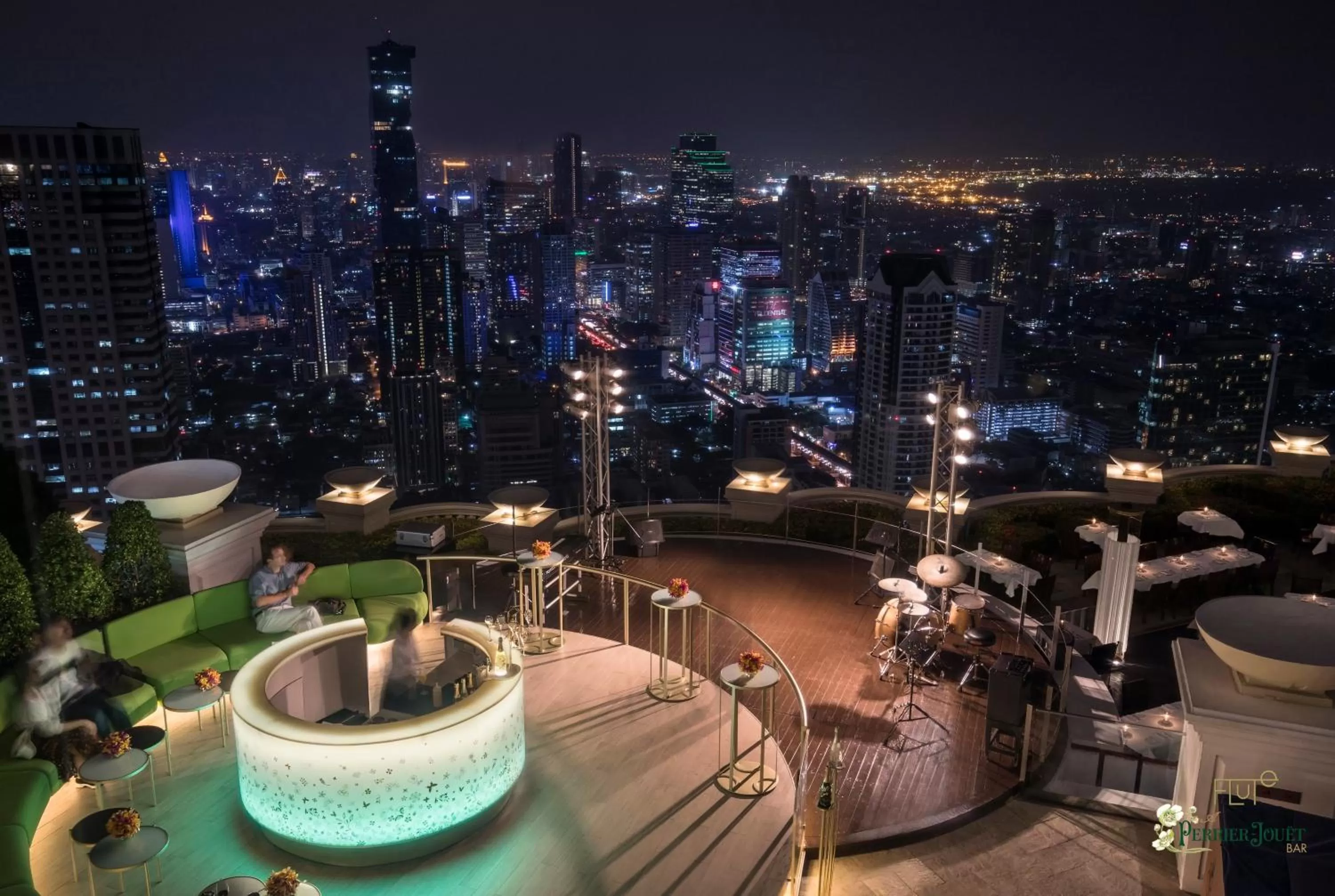 Restaurant/places to eat in lebua at State Tower