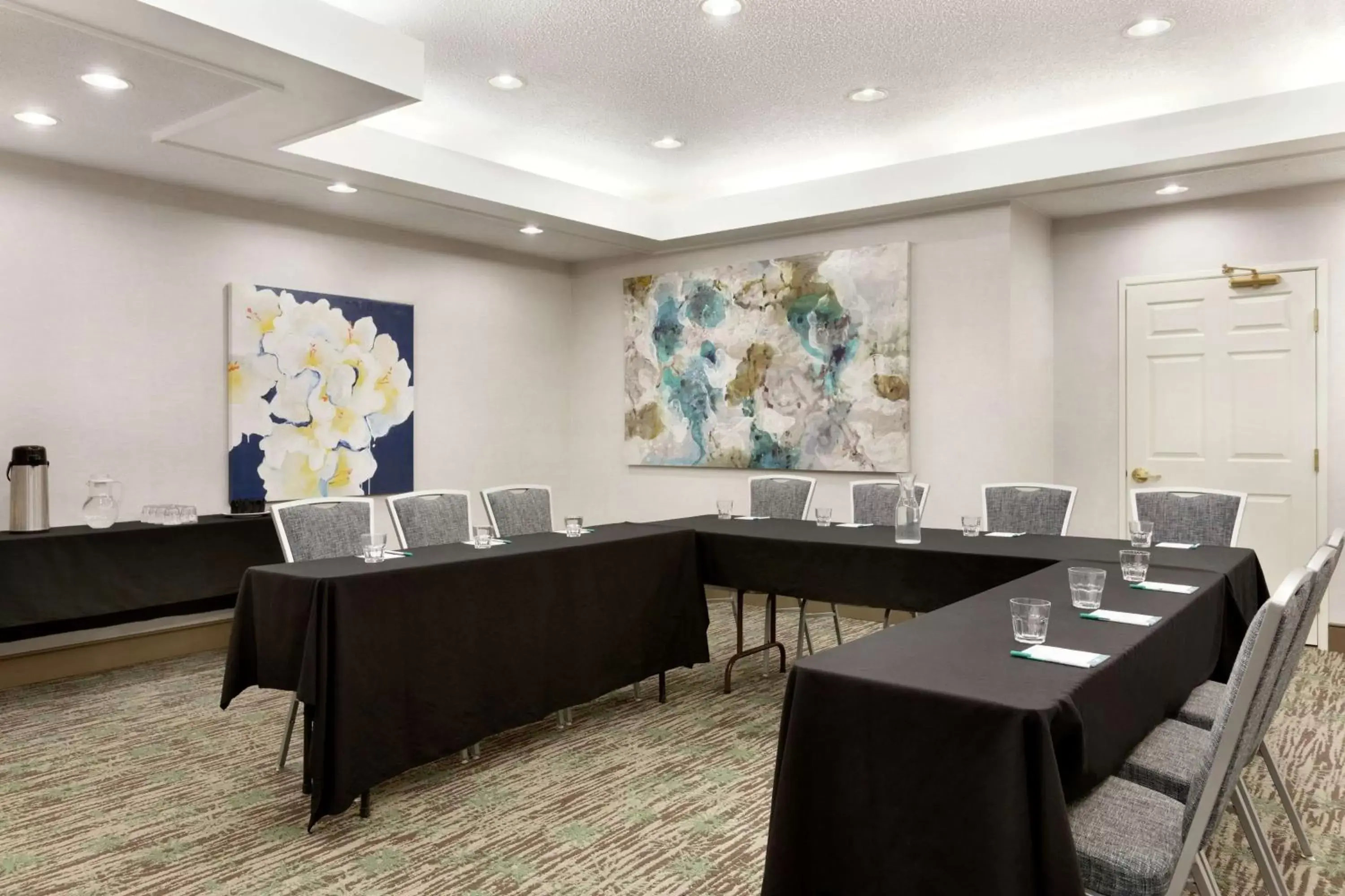 Meeting/conference room in Homewood Suites by Hilton Columbus-Dublin