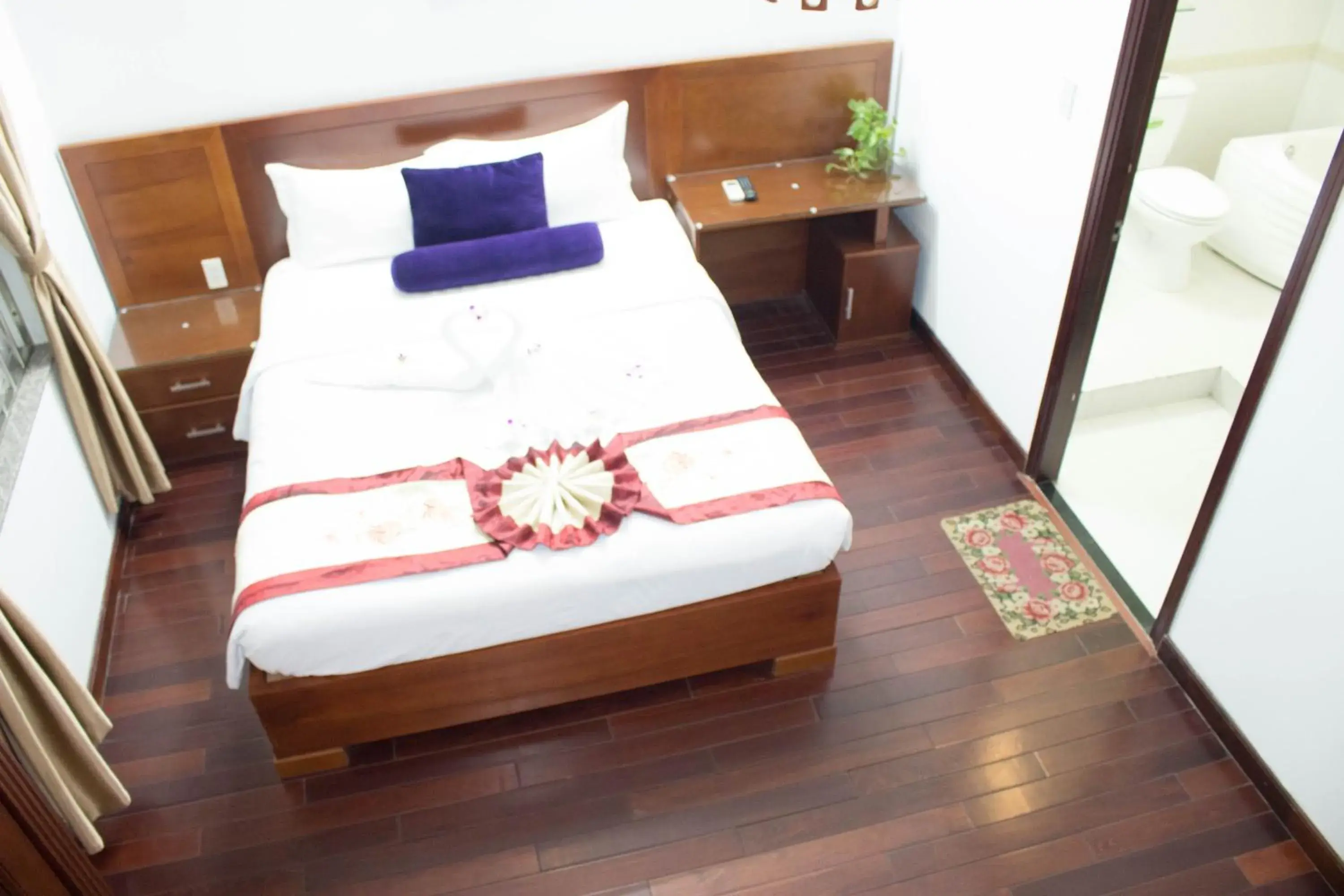 Bedroom, Bed in Hoa Phat Hotel & Apartment