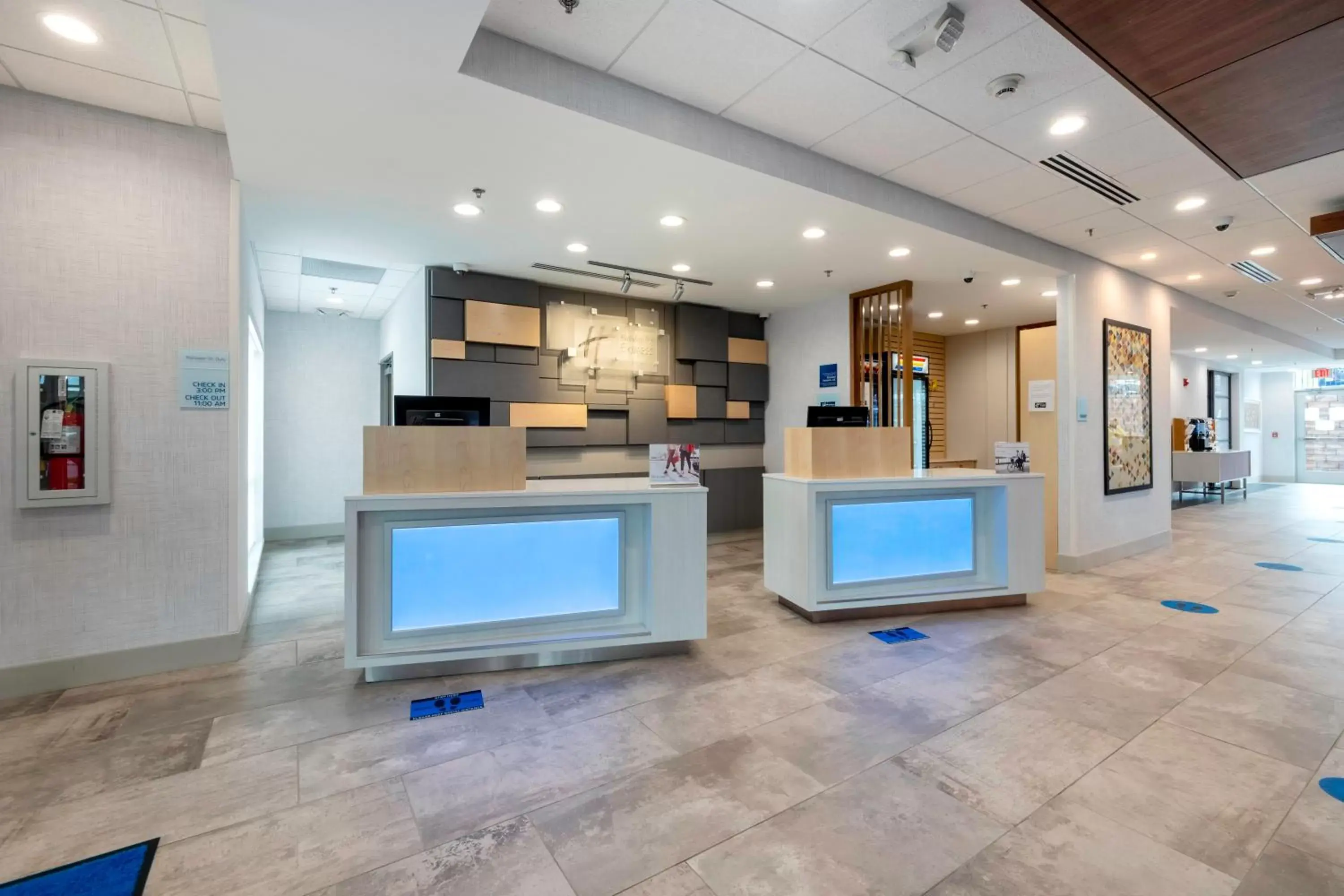 Property building, Lobby/Reception in Holiday Inn Express & Suites - Staunton, an IHG Hotel