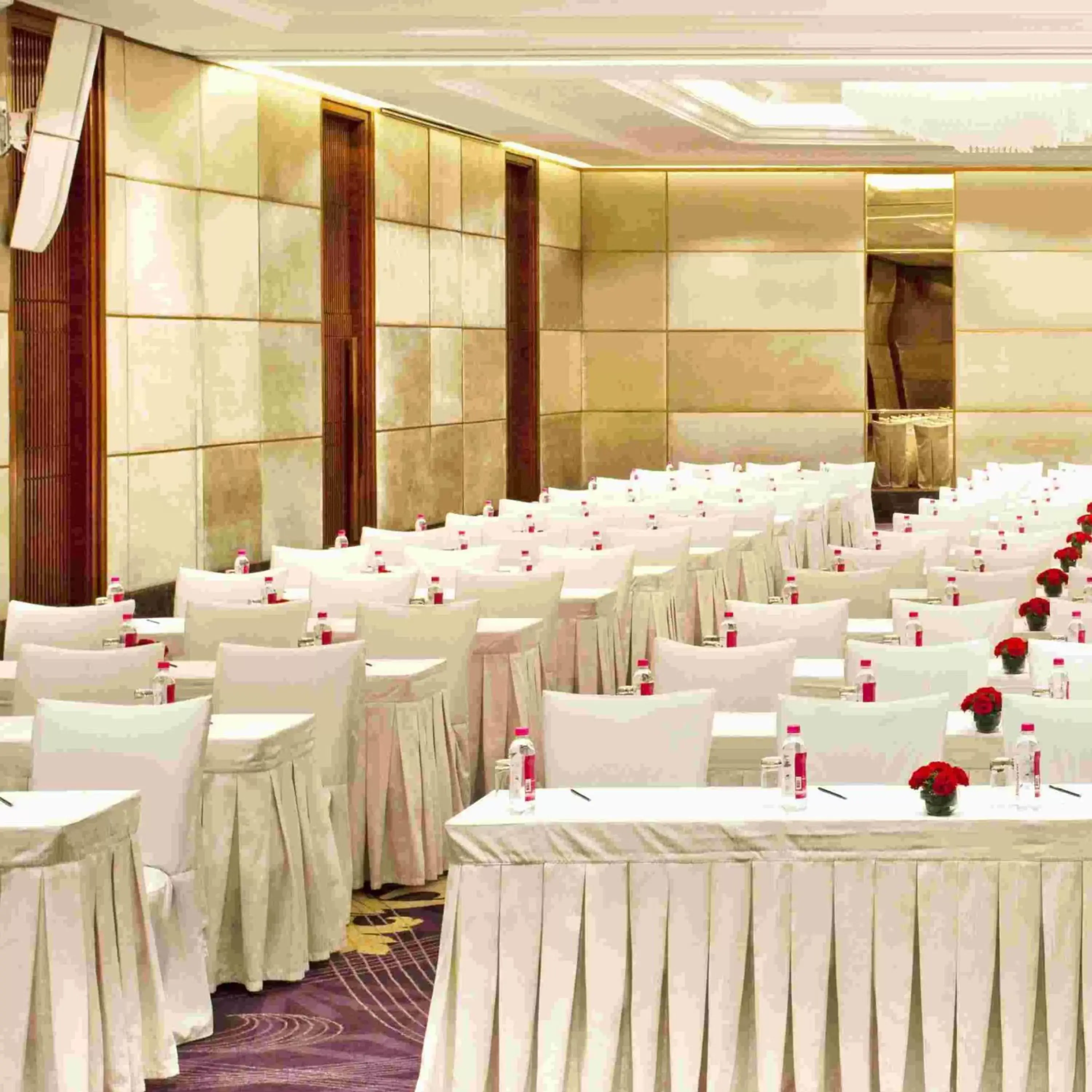 Meeting/conference room in Holiday Inn New Delhi Mayur Vihar Noida, an IHG Hotel