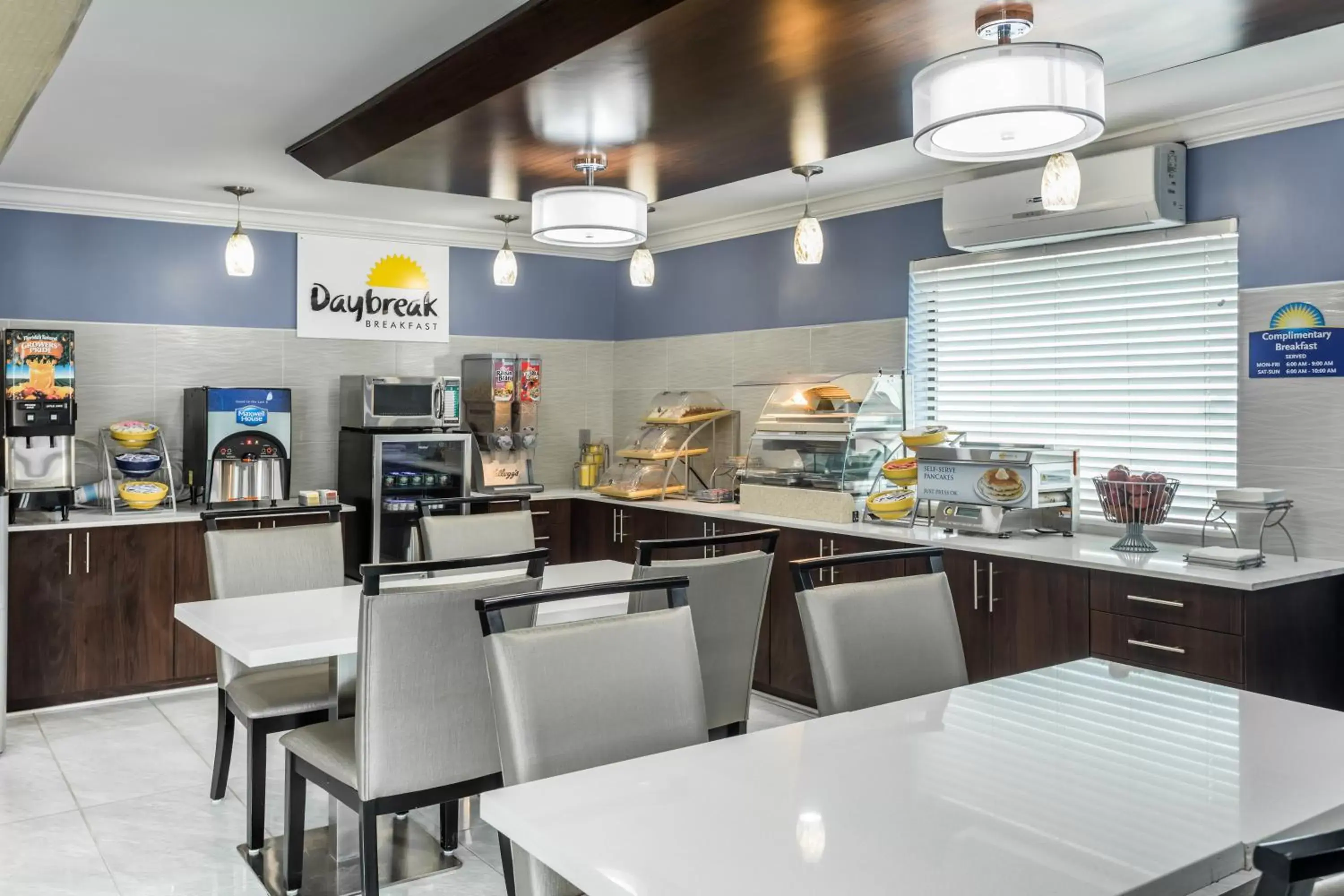 Restaurant/Places to Eat in Days Inn by Wyndham Goose Creek