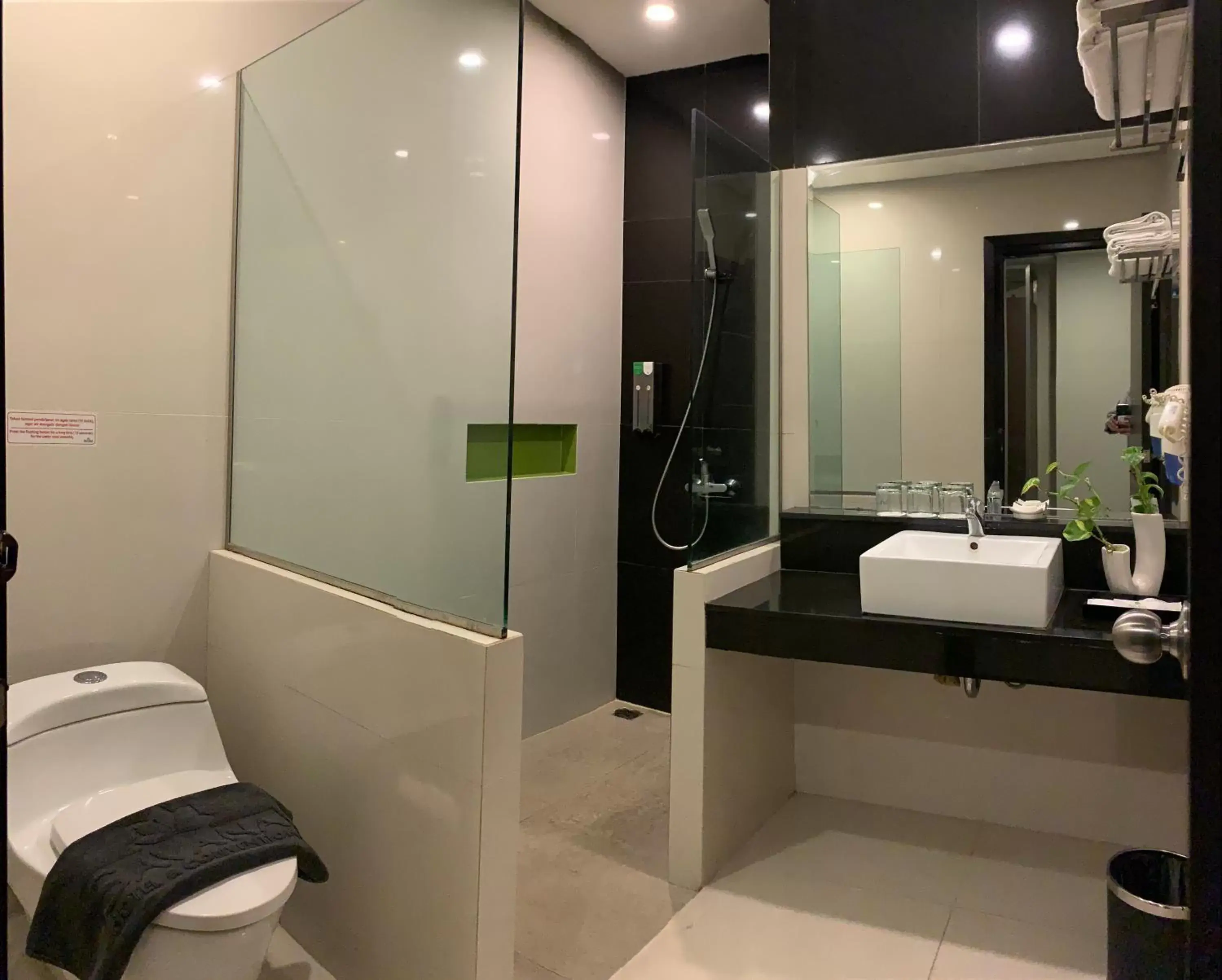 Shower, Bathroom in Savana Hotel & Convention Malang