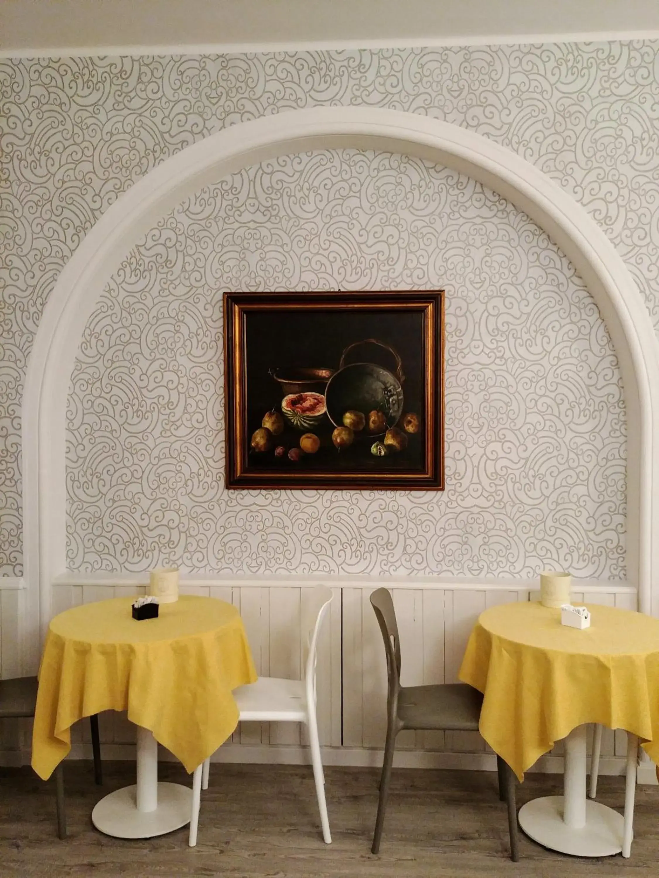 Lounge or bar, Restaurant/Places to Eat in Hotel Vittoria