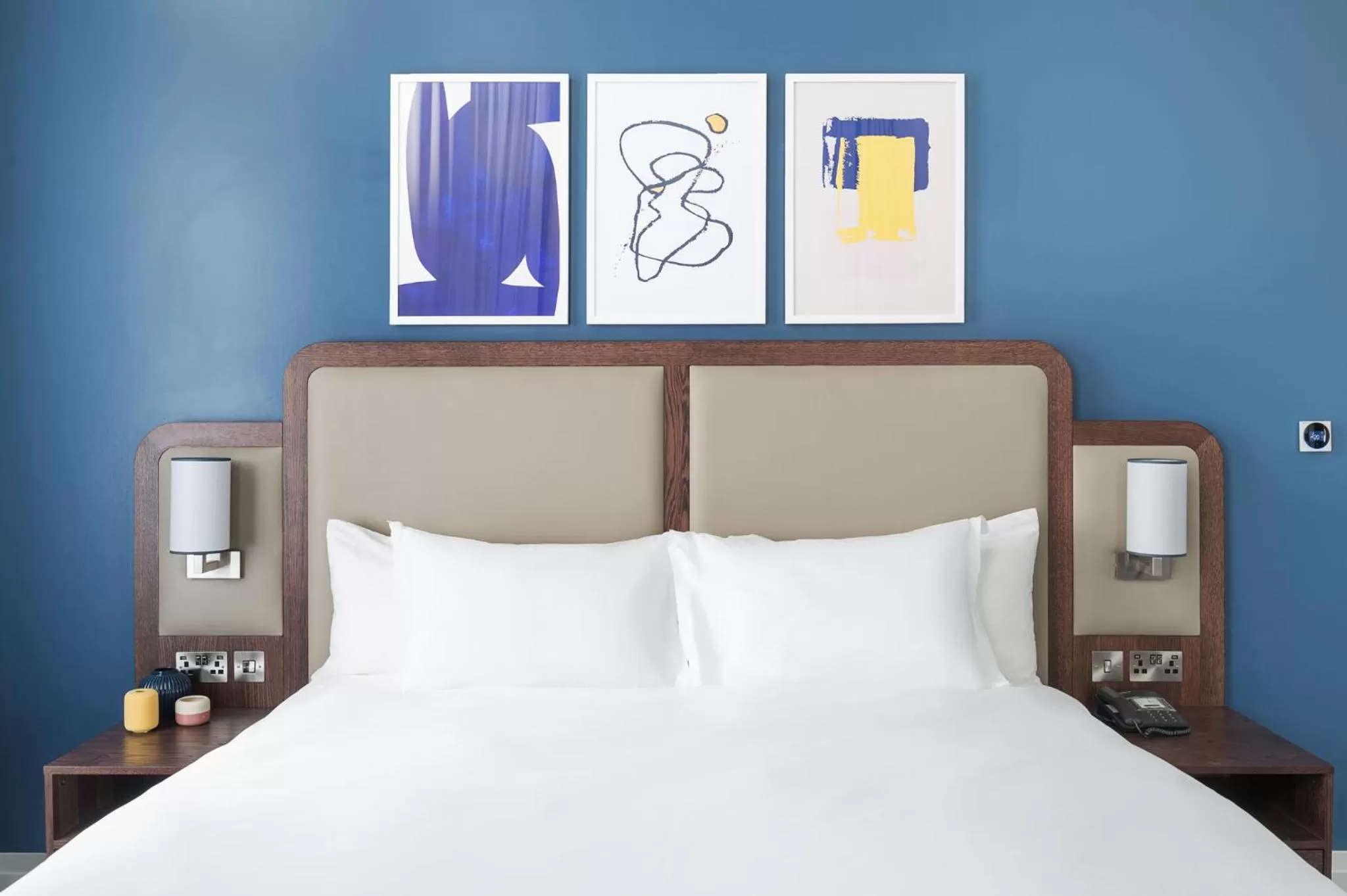 Photo of the whole room, Bed in voco Grand Central Glasgow by IHG