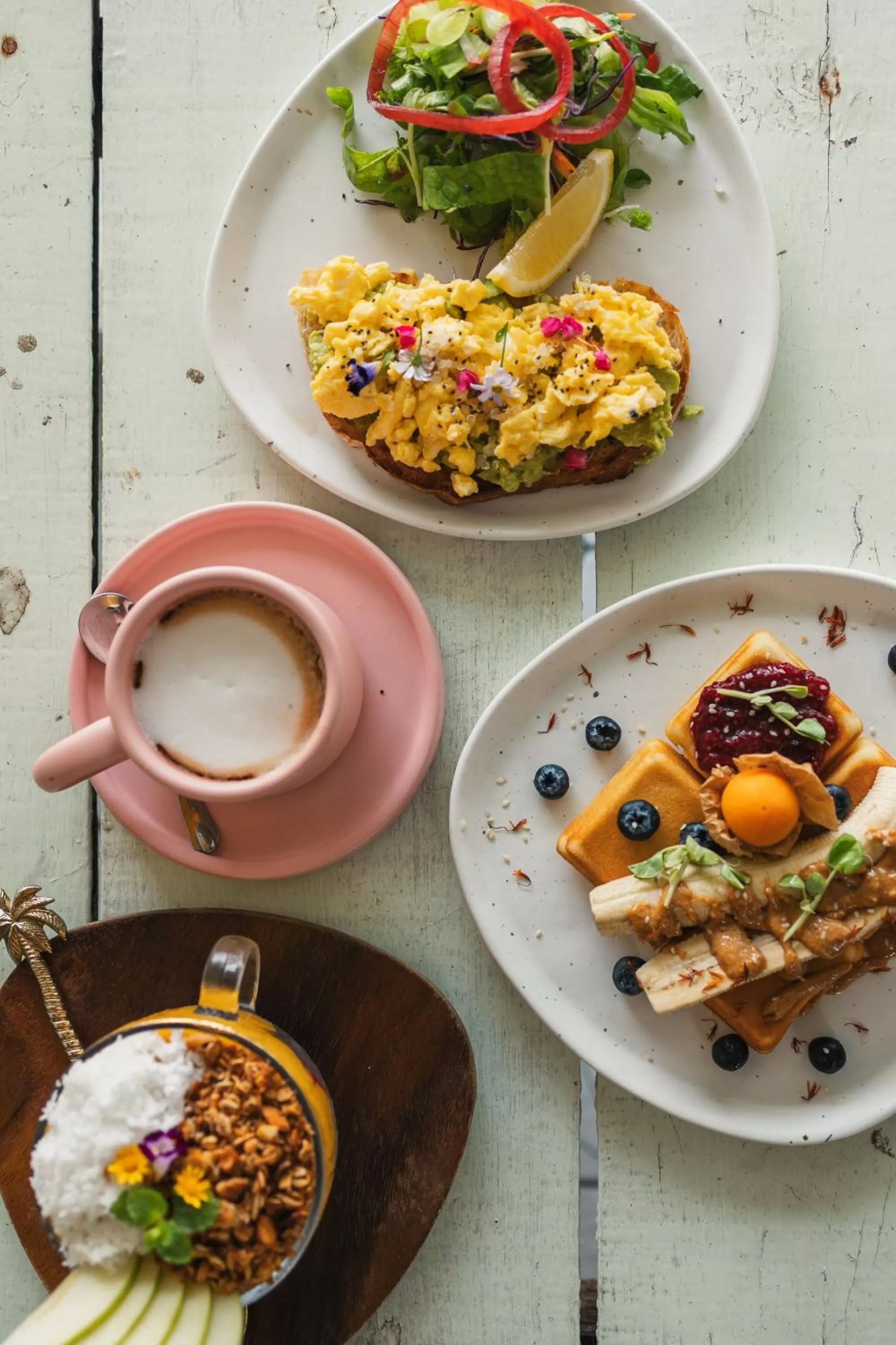 Food and drinks in Indie Beach Bungalows