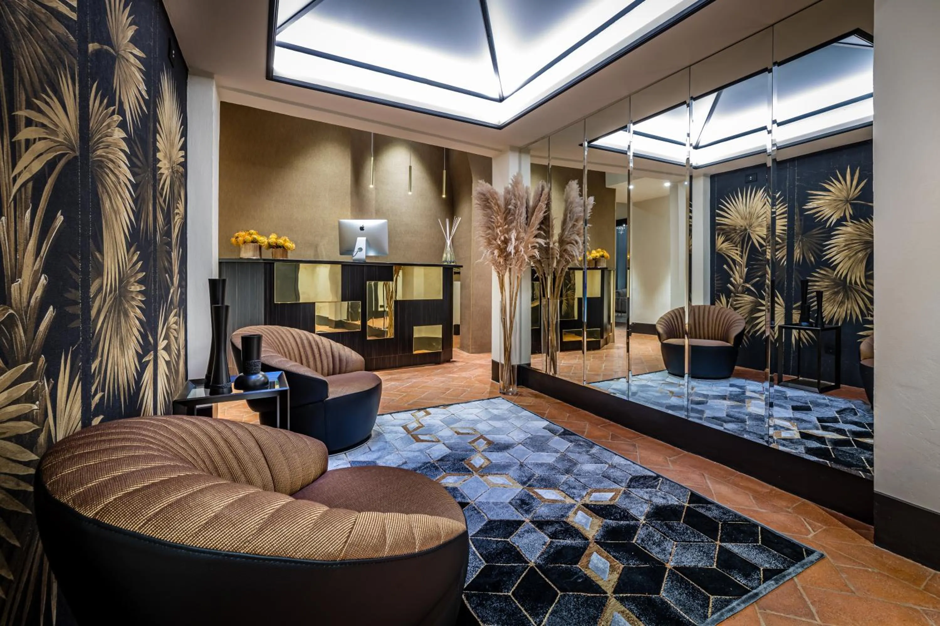 Living room, Bed in Palazzo Bianca Cappello Residenza d'Epoca