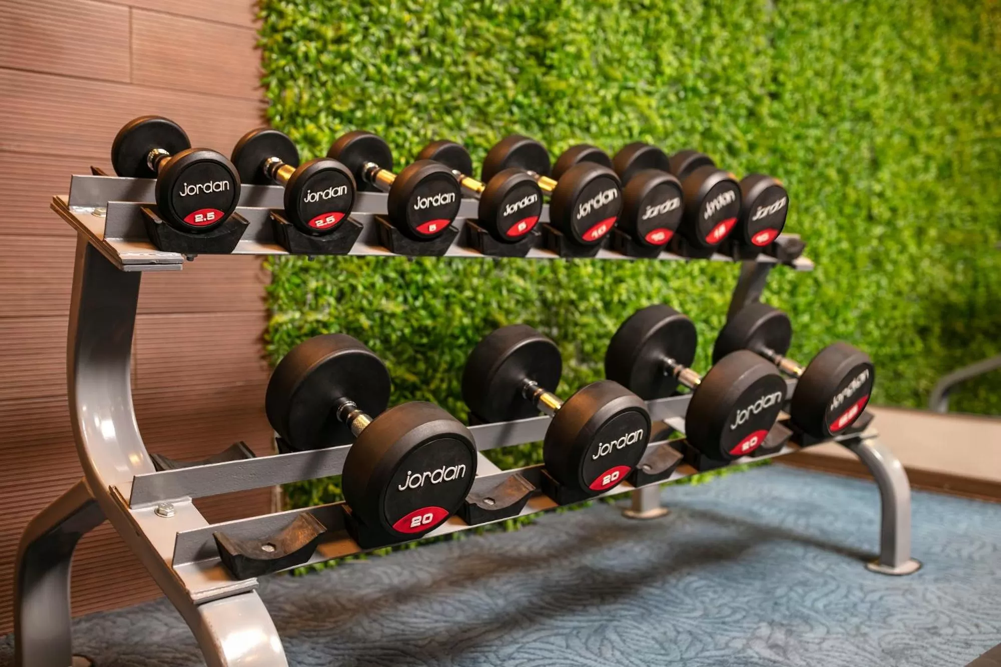 Fitness centre/facilities in Shining Central Hotel & Spa