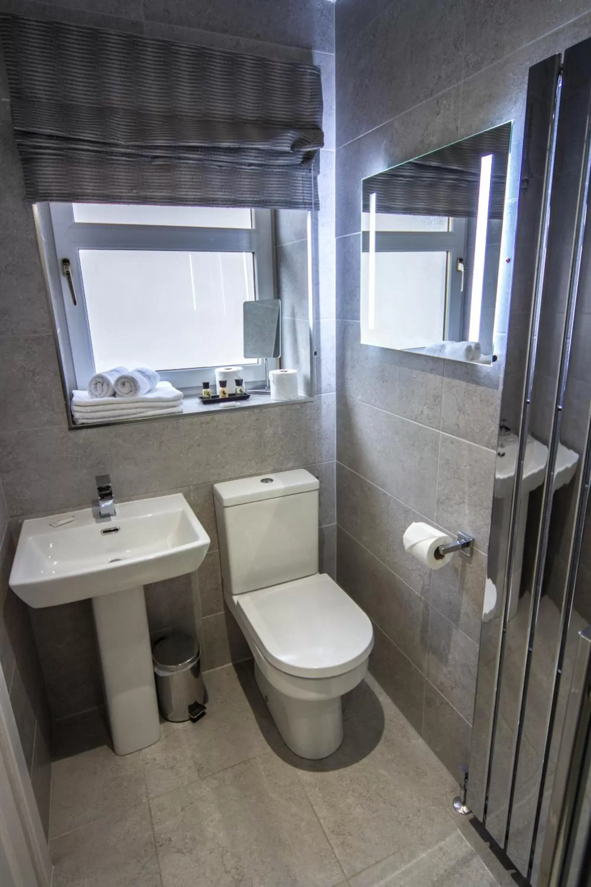 Bathroom in Springfield Lodge Bed and Breakfast