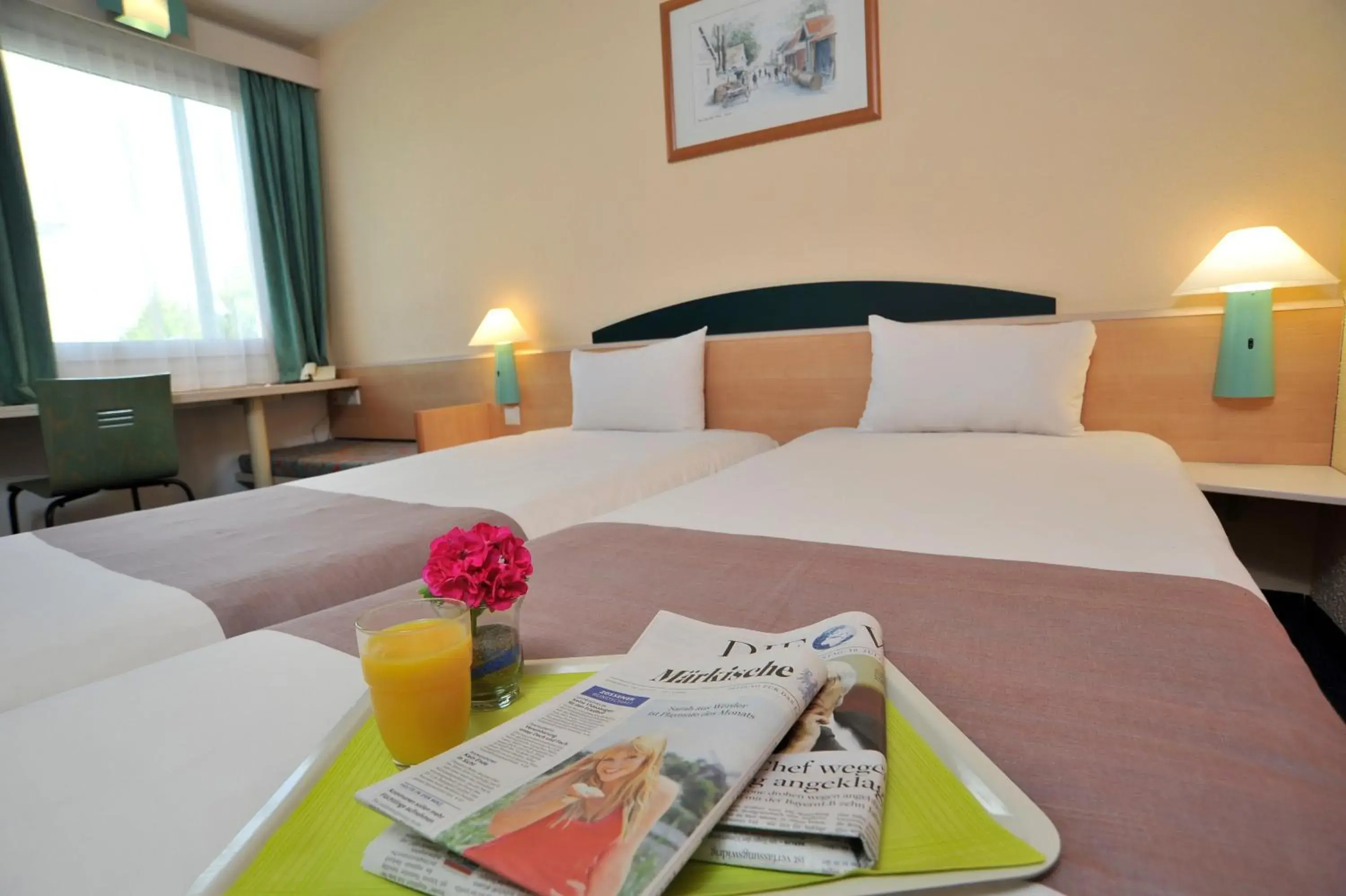 Bed in Plaza Inn Hotel Berlin Sued  Ludwigsfelde