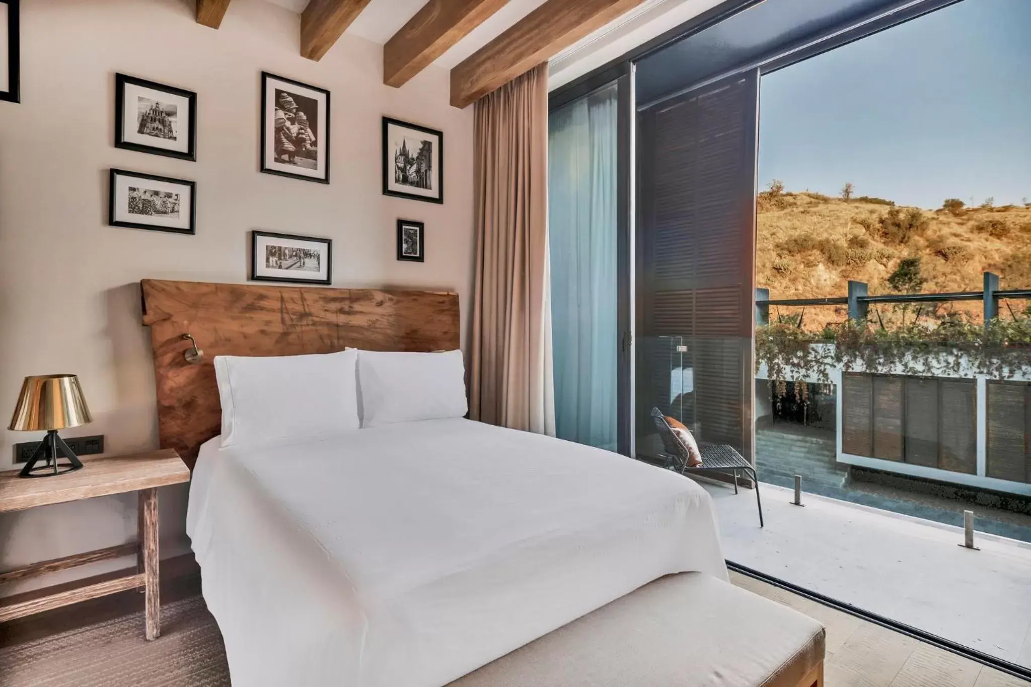 Balcony/Terrace, Bed in Live Aqua San Miguel de Allende Urban Resort