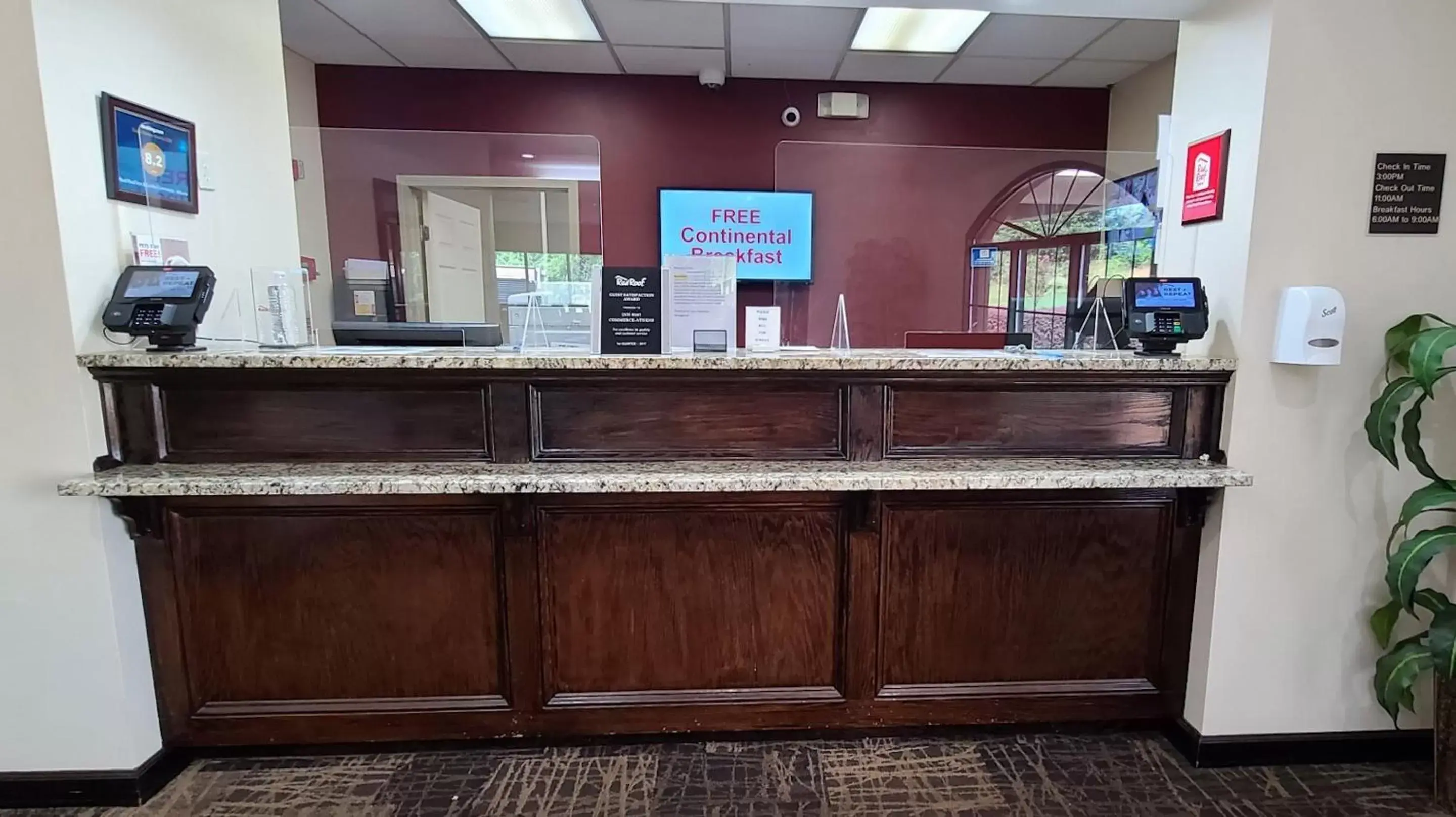 Lobby or reception, Lobby/Reception in Red Roof Inn & Suites Commerce - Athens