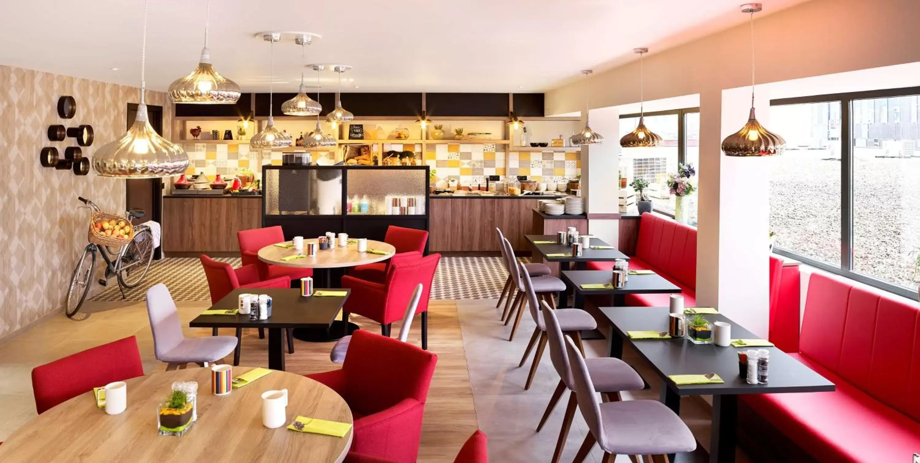 Restaurant/Places to Eat in Park Inn By Radisson Hasselt