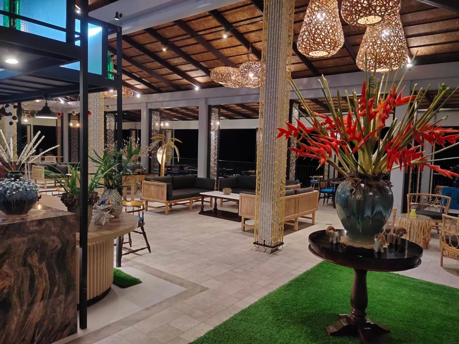 Restaurant/places to eat in Khaolak Blue Sky Villa