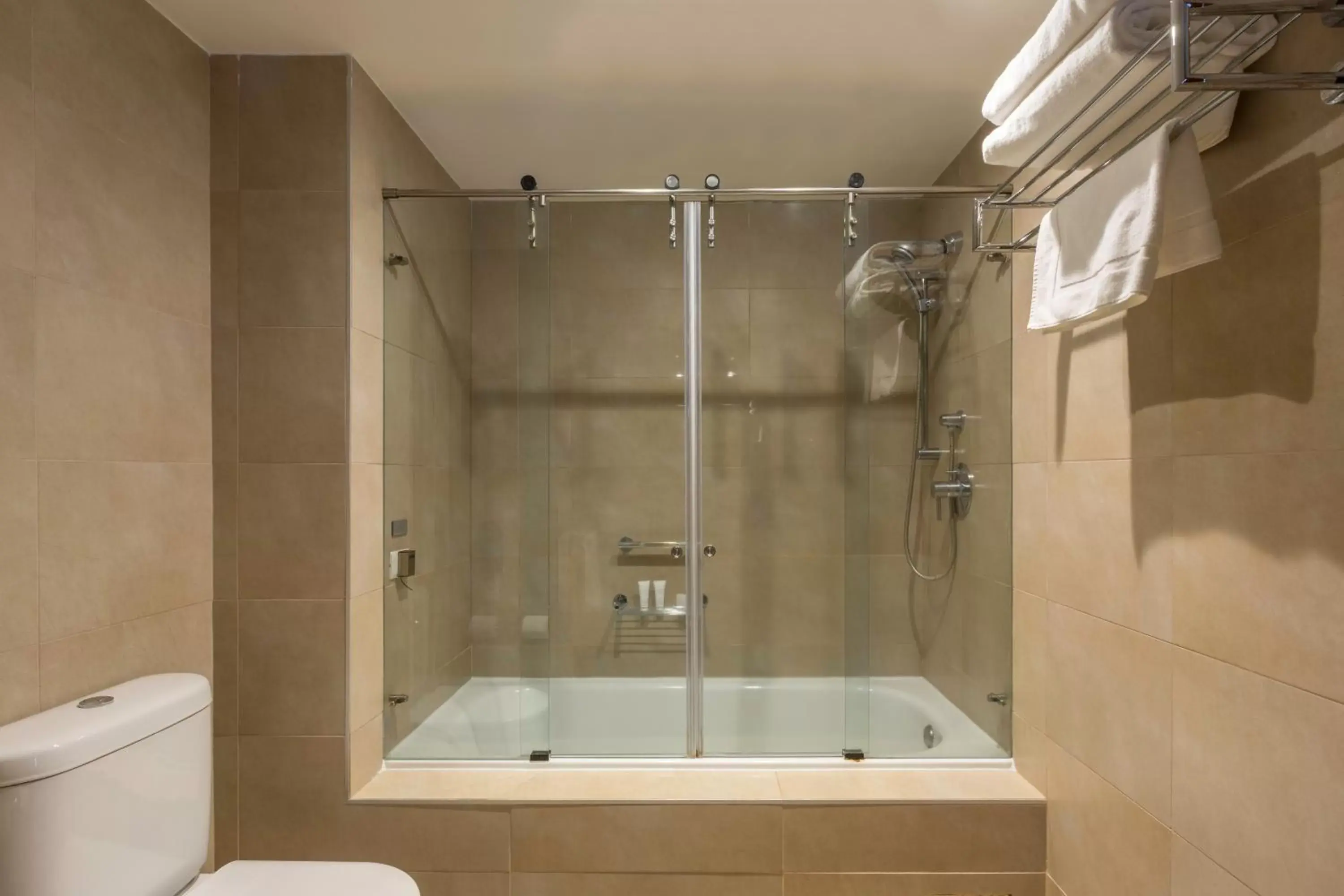 Shower, Bathroom in Enjoy Antofagasta