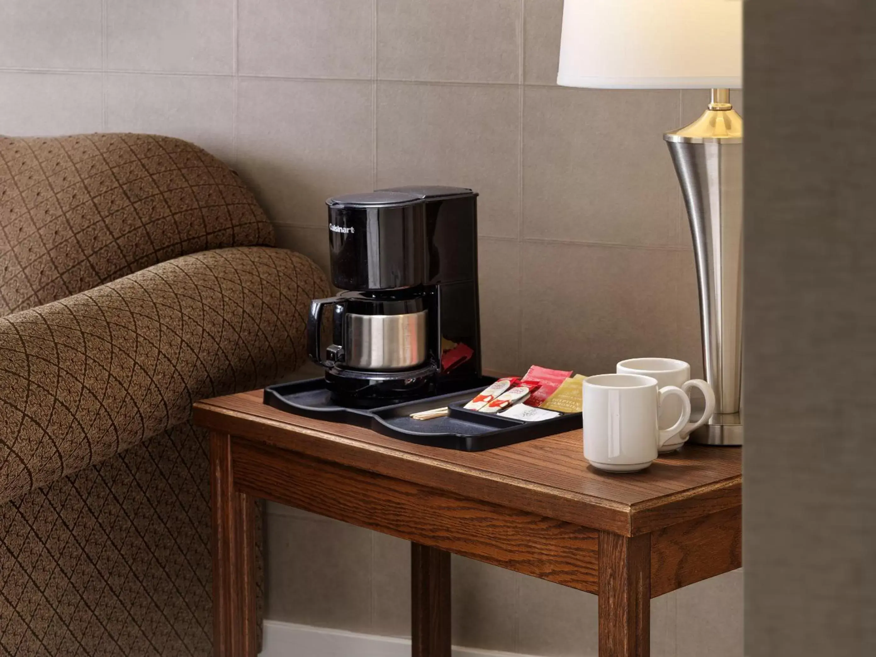 Coffee/Tea Facilities in Huntingdon Manor Hotel