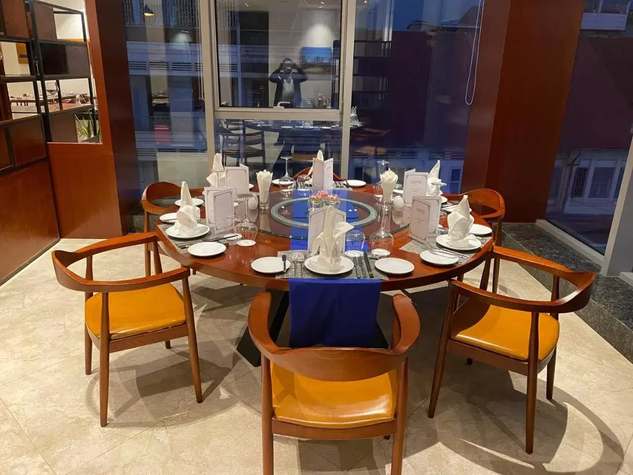 Restaurant/places to eat in V V Hotel Battambang Restaurant/places to eat in V V Hotel Battambang