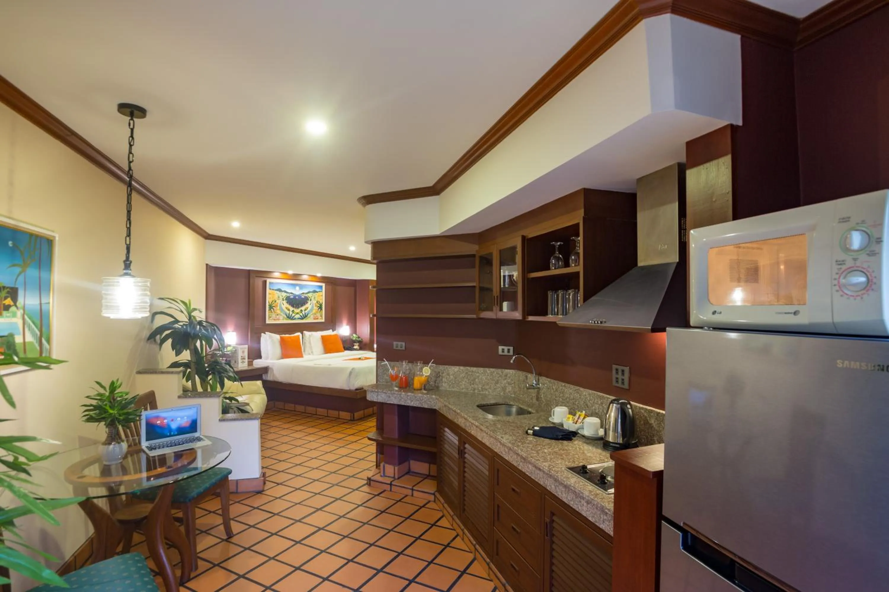 Kitchen or kitchenette in Pacific Club Resort