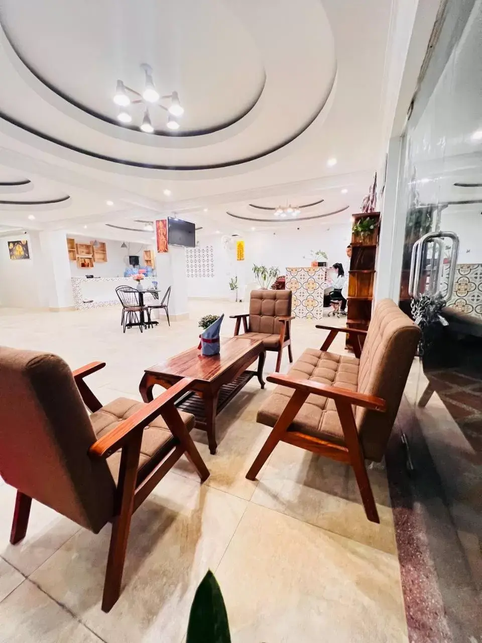 Property building in White Corner Hotel Property building in White Corner Hotel